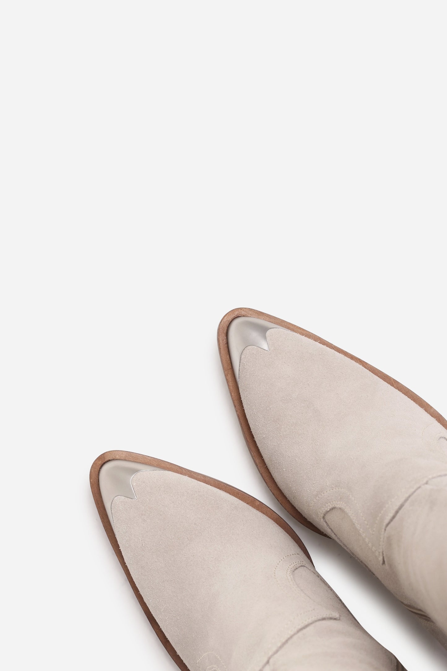 High Boot New-Americana | oatmilk