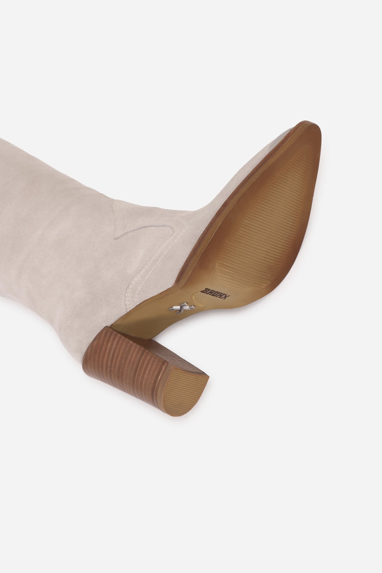High Boot New-Americana | oatmilk