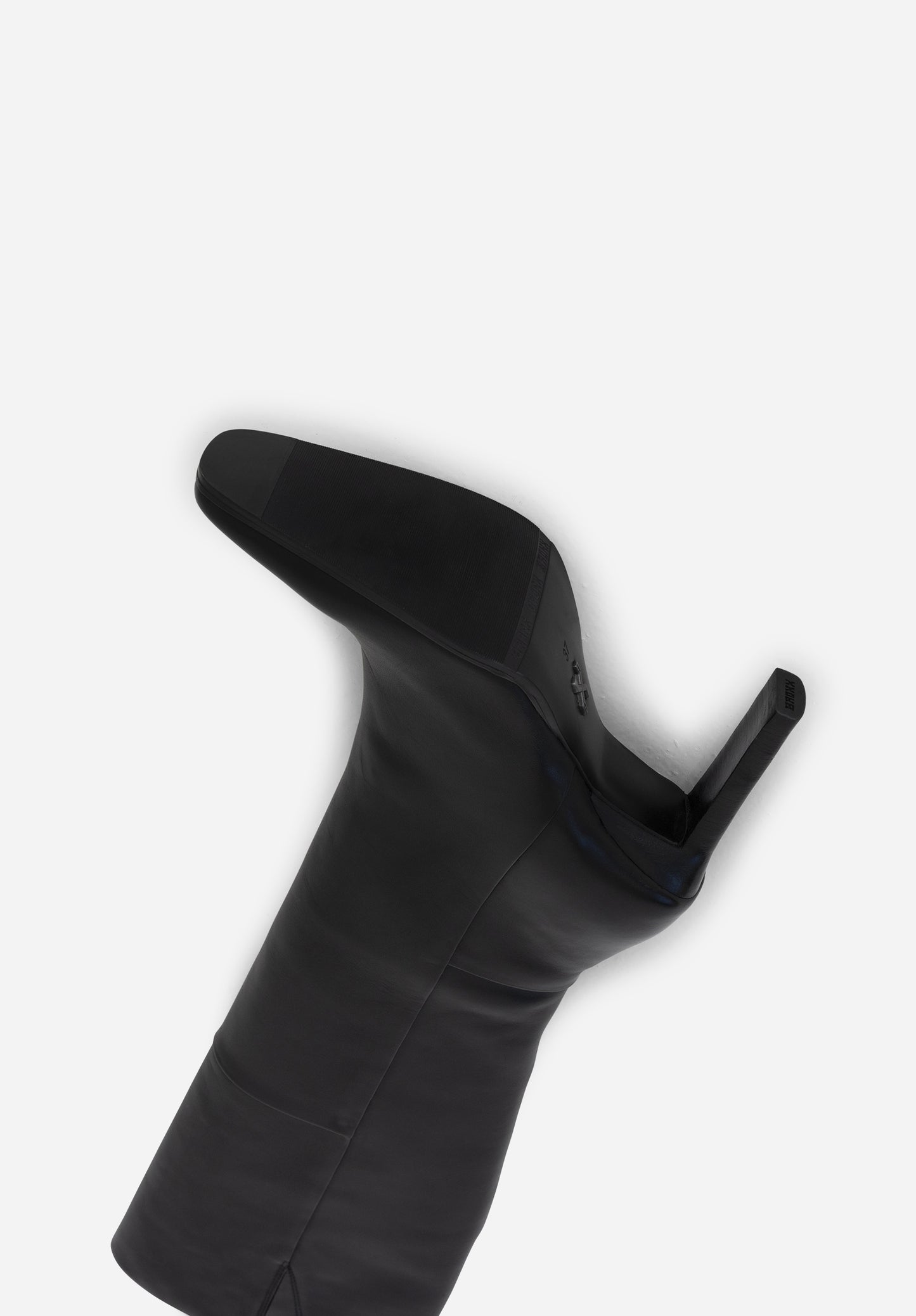 new-aladin | black