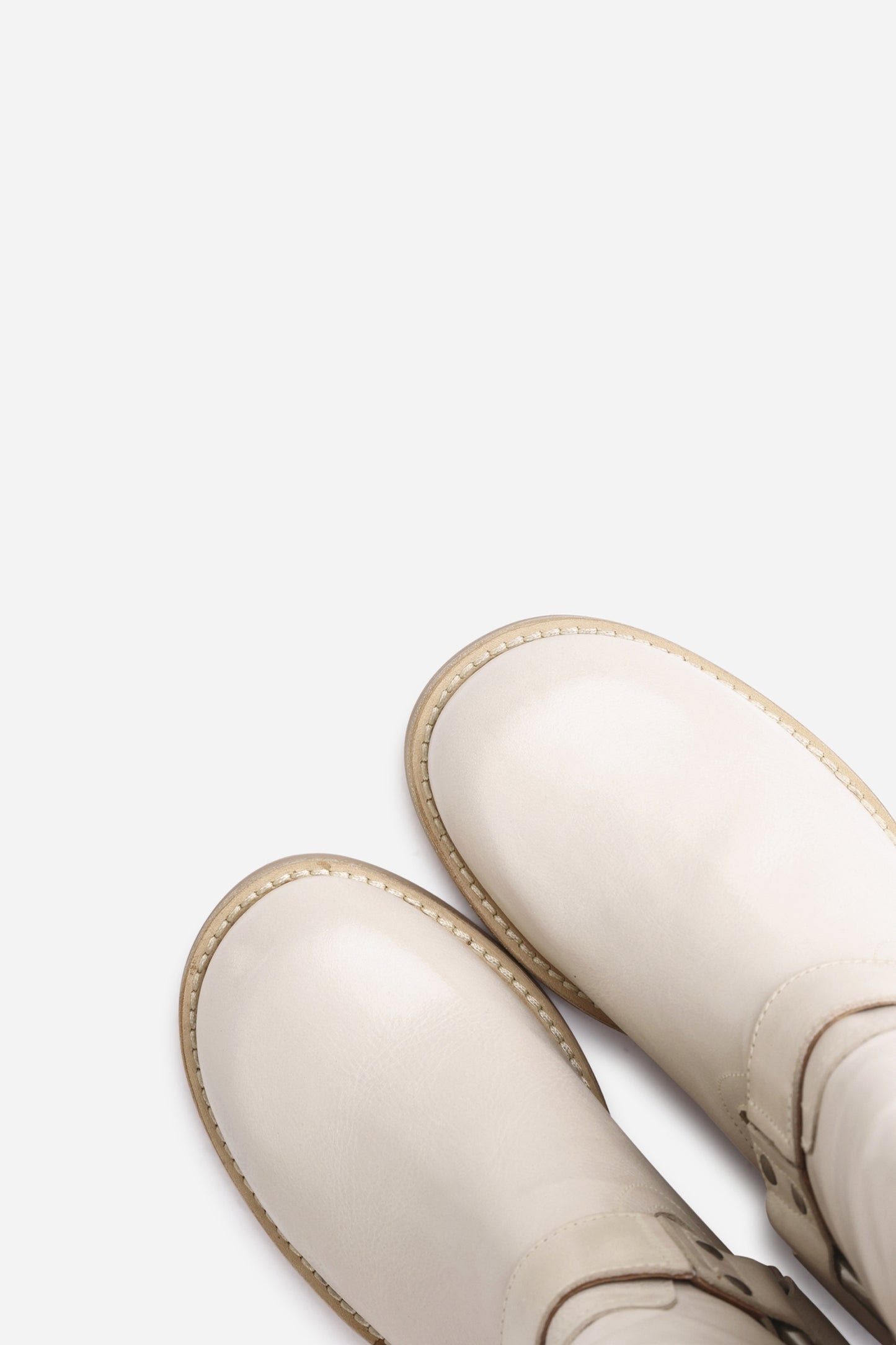 High Boot New-Camperos | oatmilk