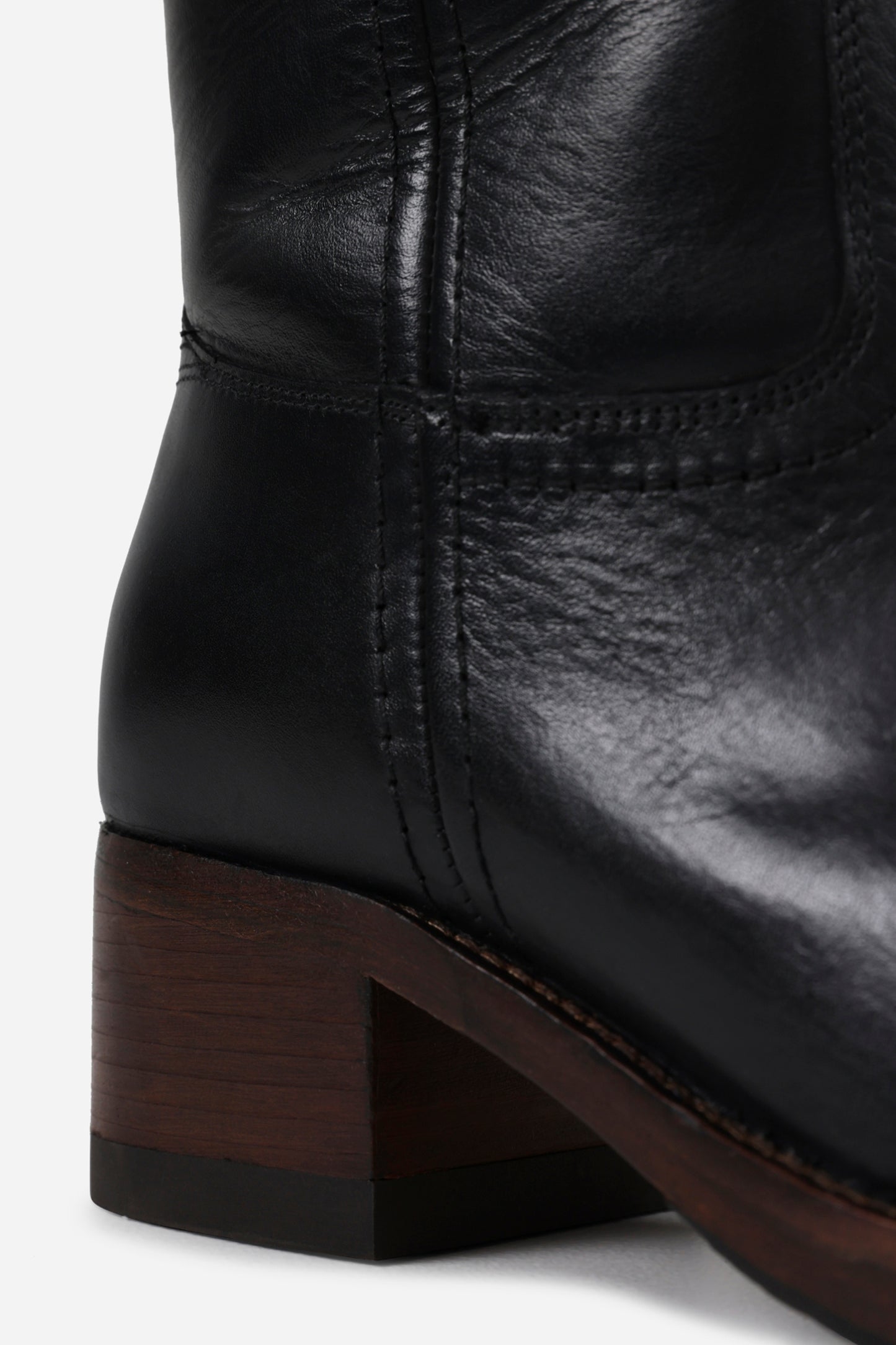 Ky-ley | black