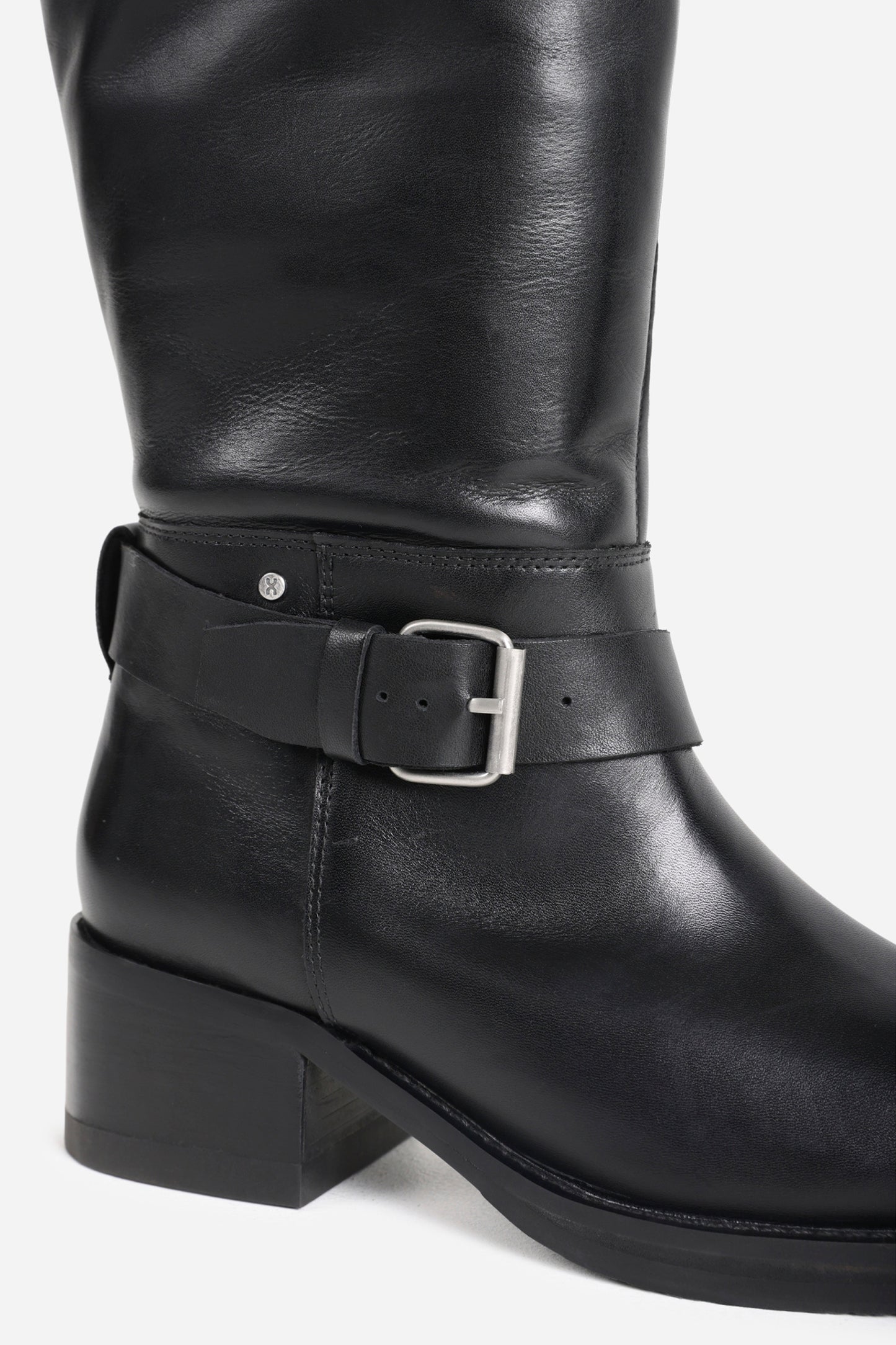 ky-ley | black