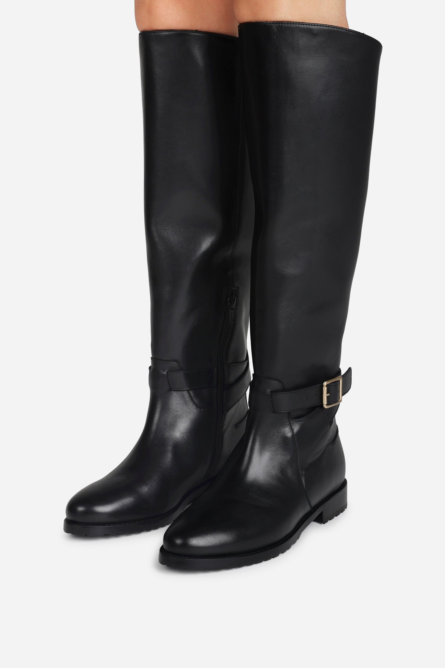 luc-yy | black