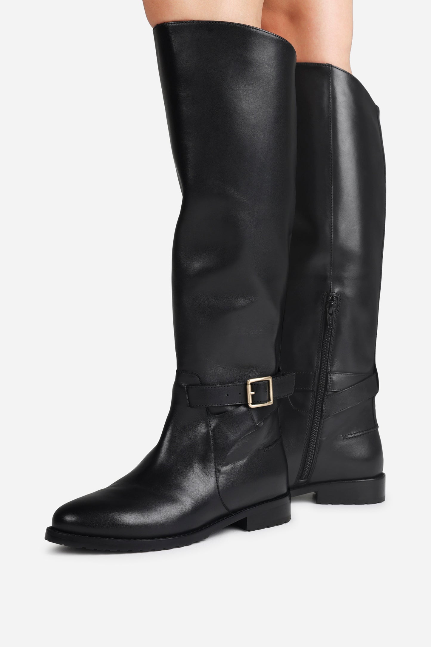 luc-yy | black