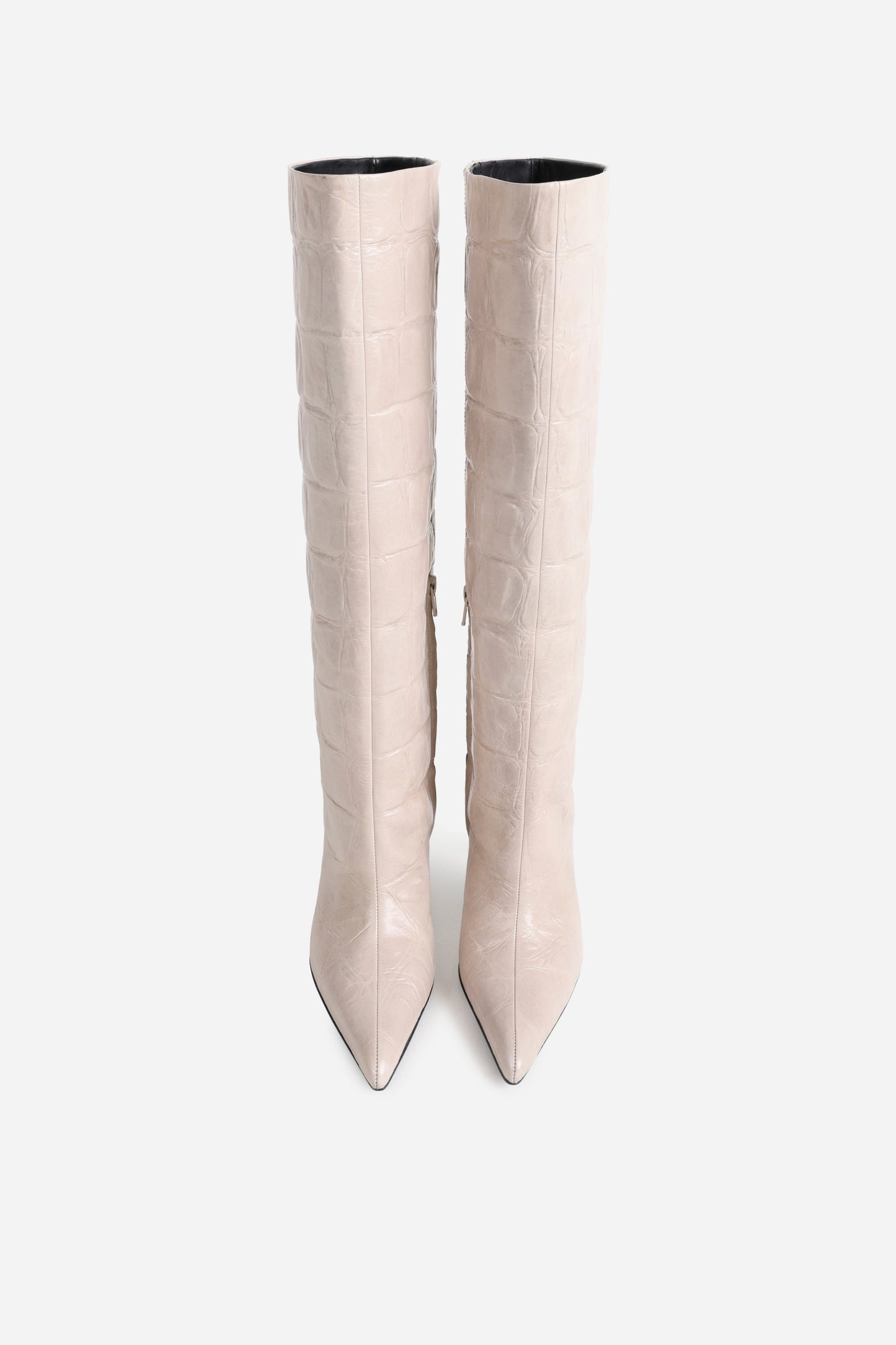 low-jadey | off white