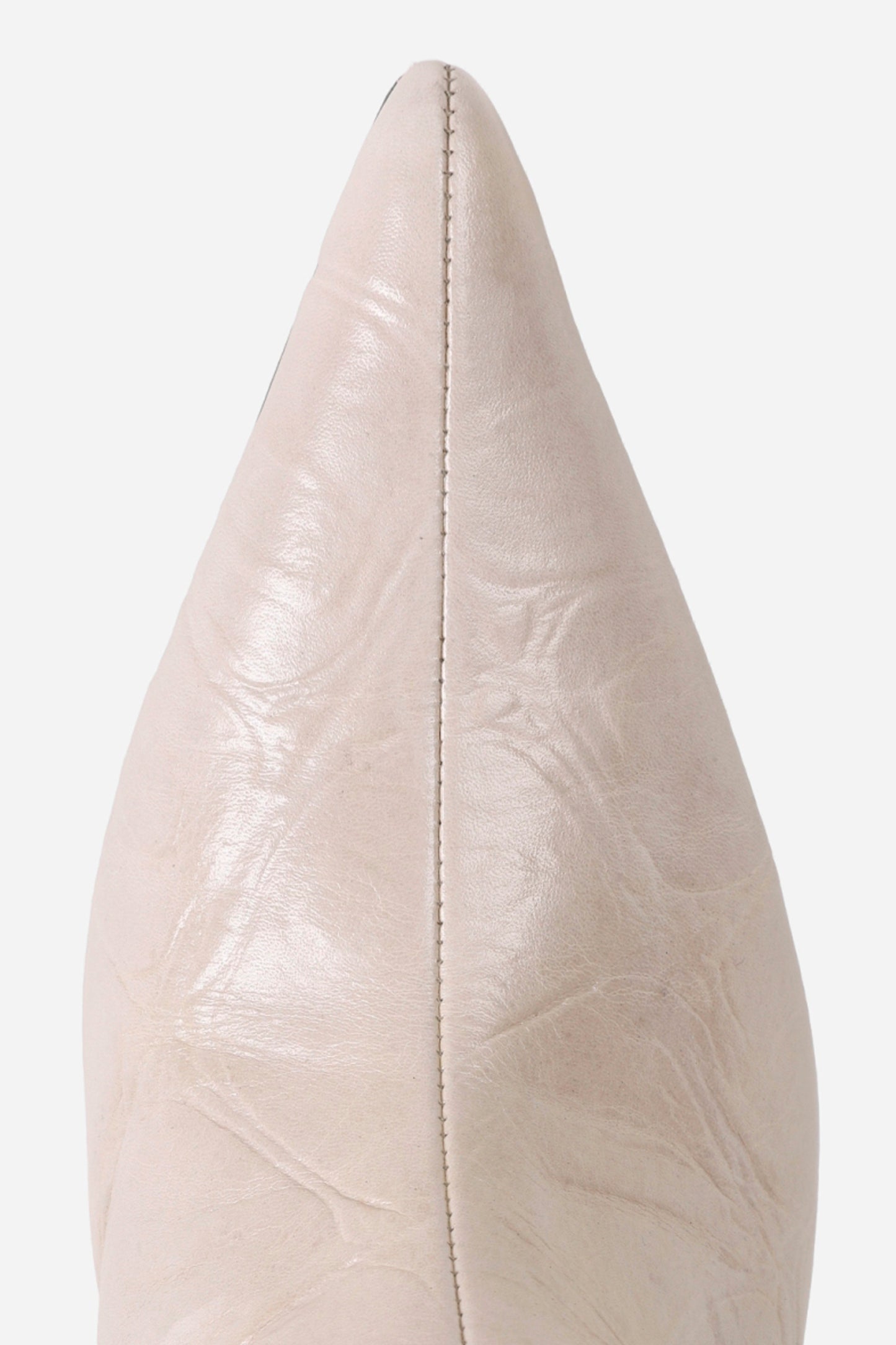 low-jadey | off white