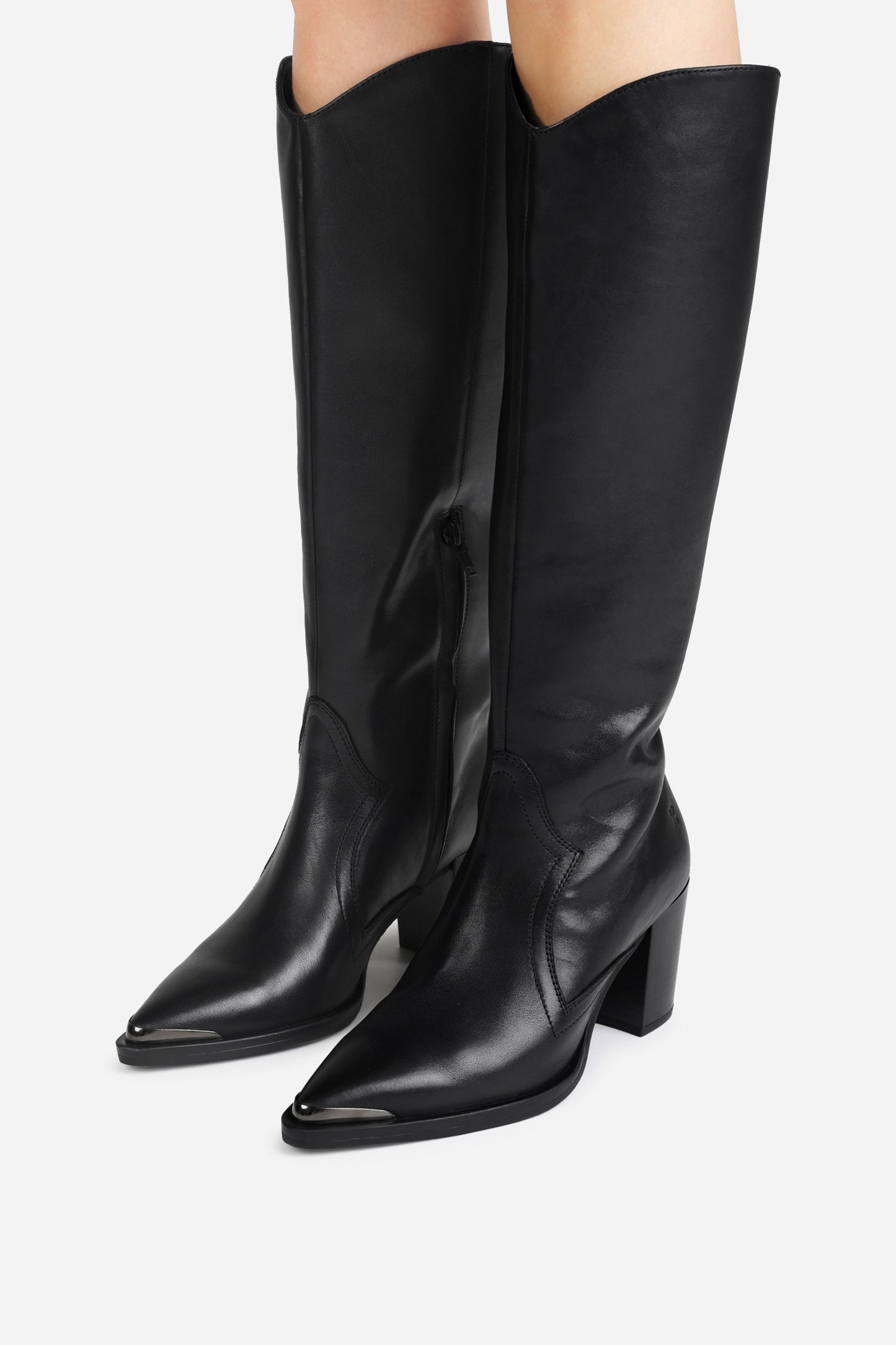 americana-low | black