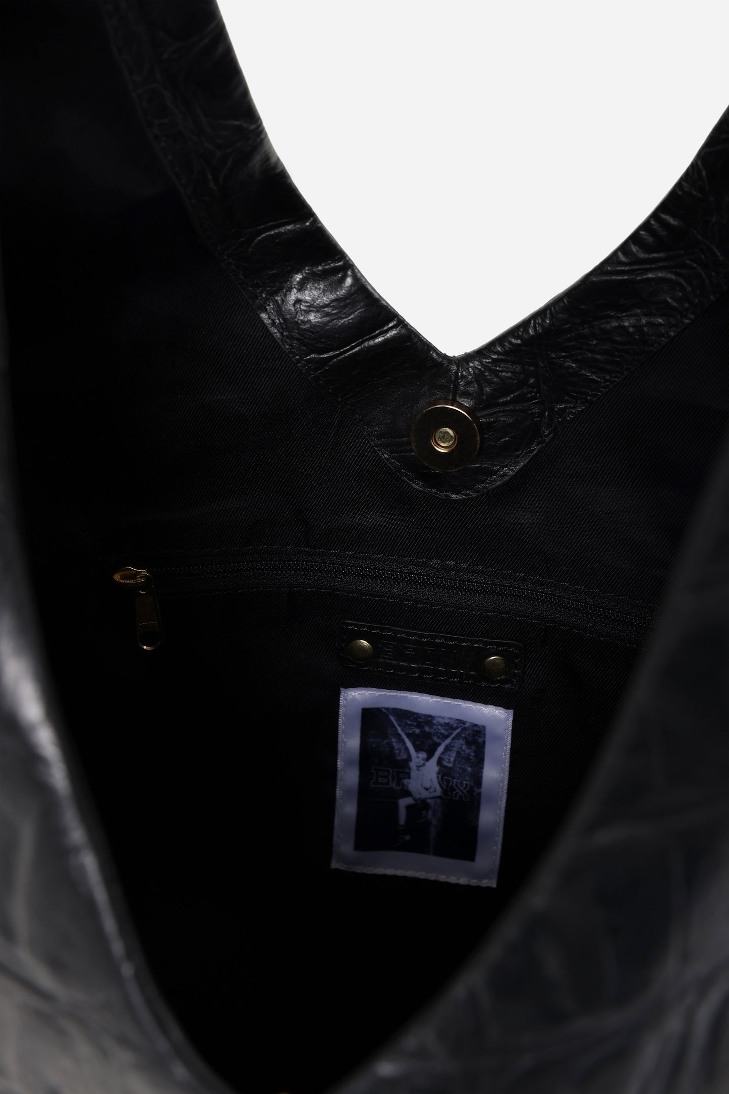 puff-y | black