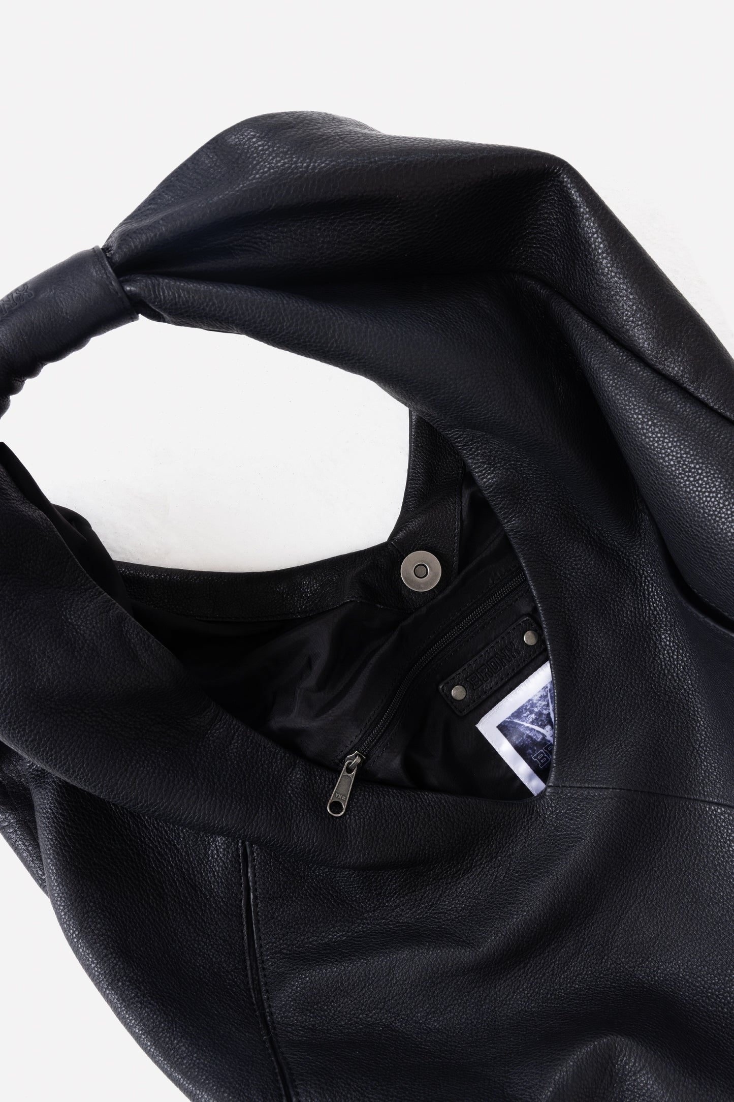 puff-y | black