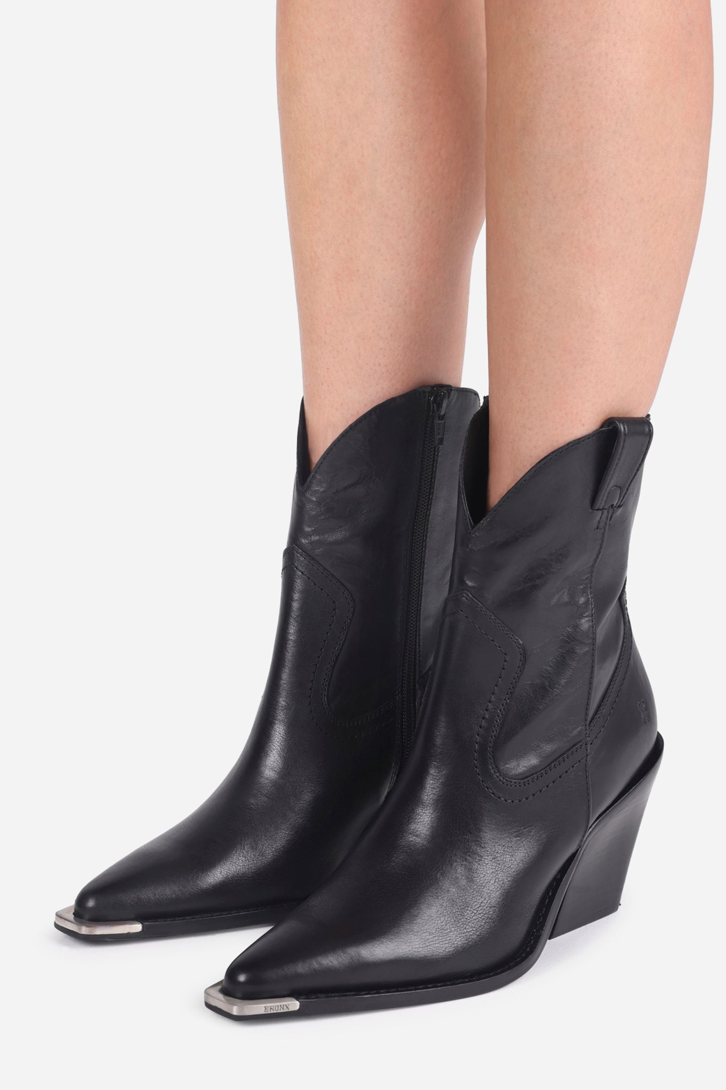 New-Kole | black