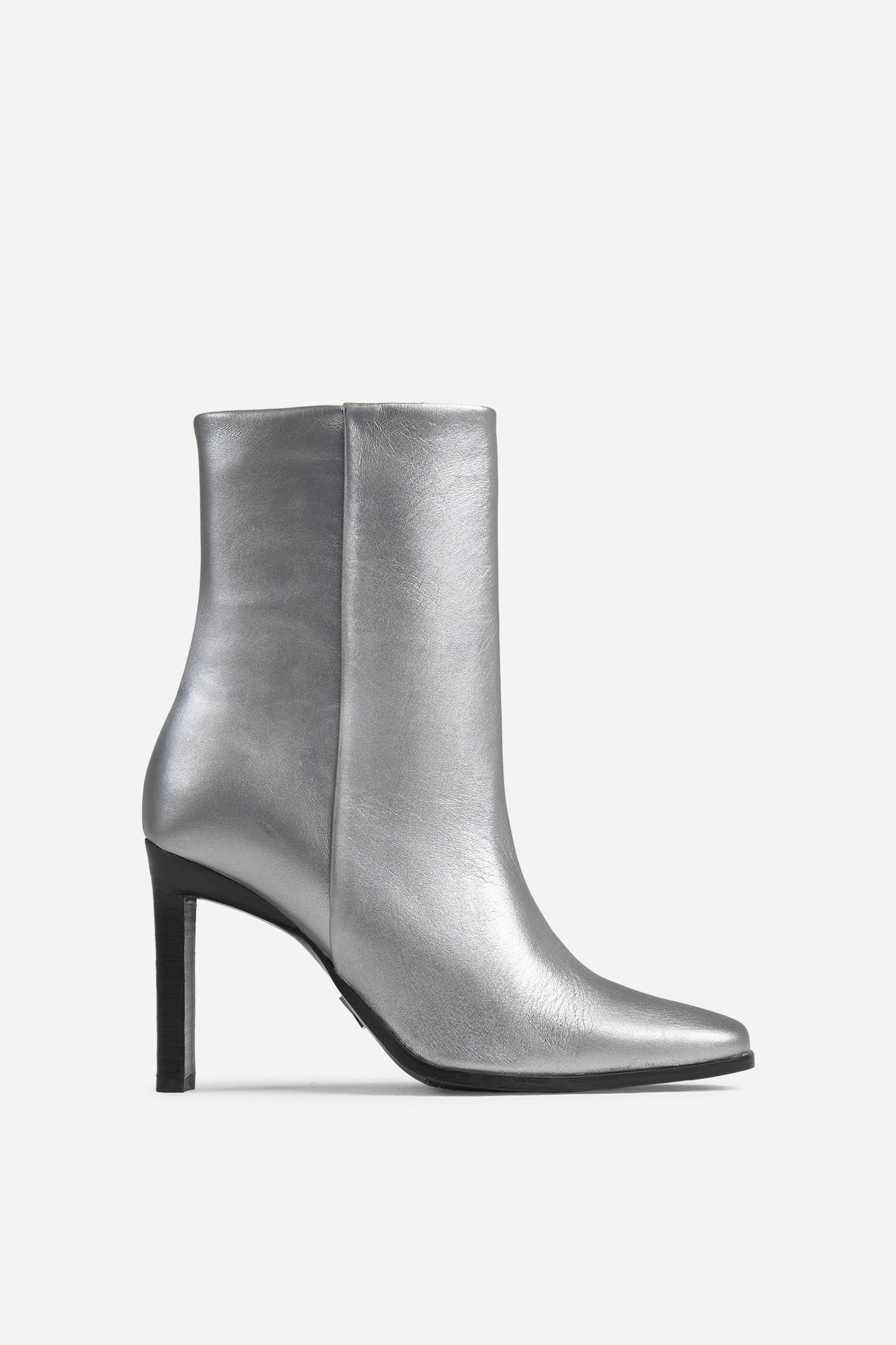 new-aladin | gunmetal
