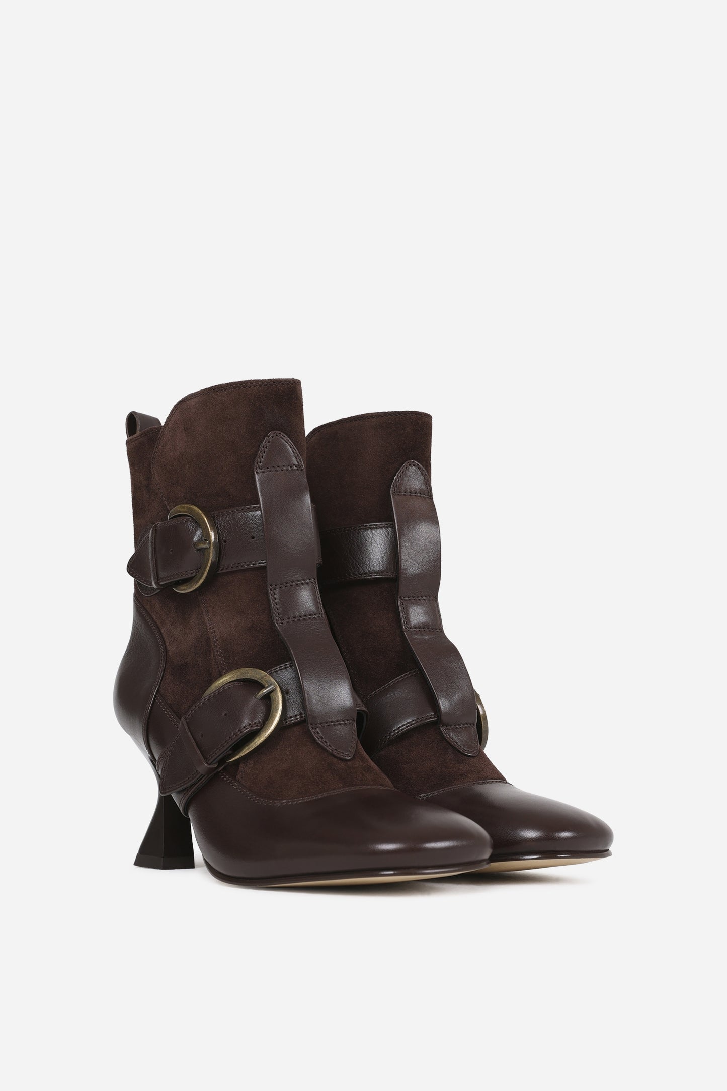 xar-a | dark brown