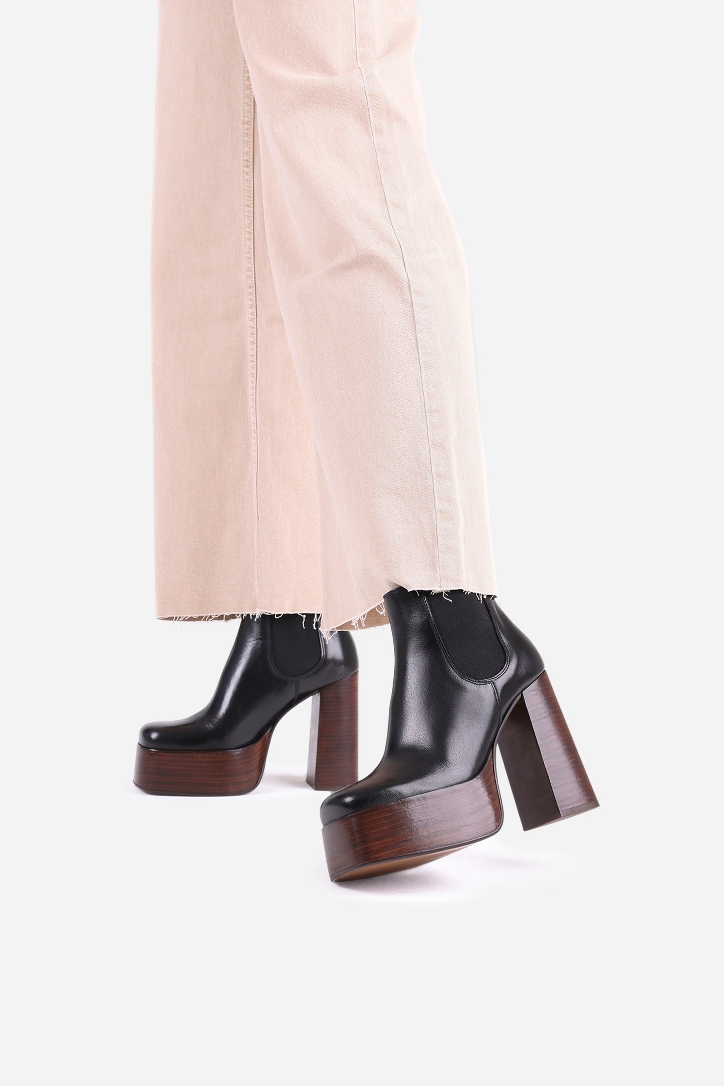 be-lla | black