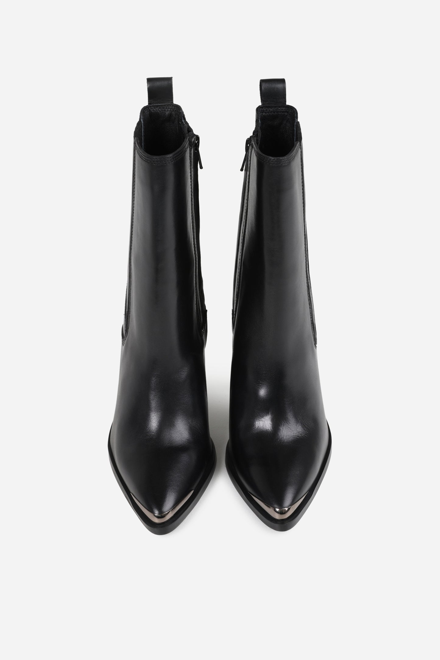 New-Americana | black