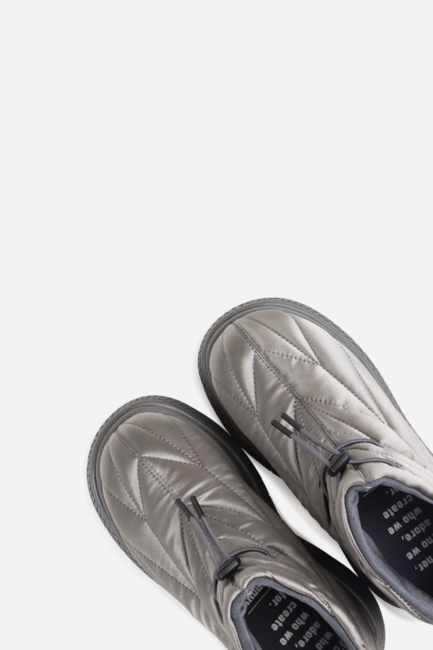 bru-te | gunmetal