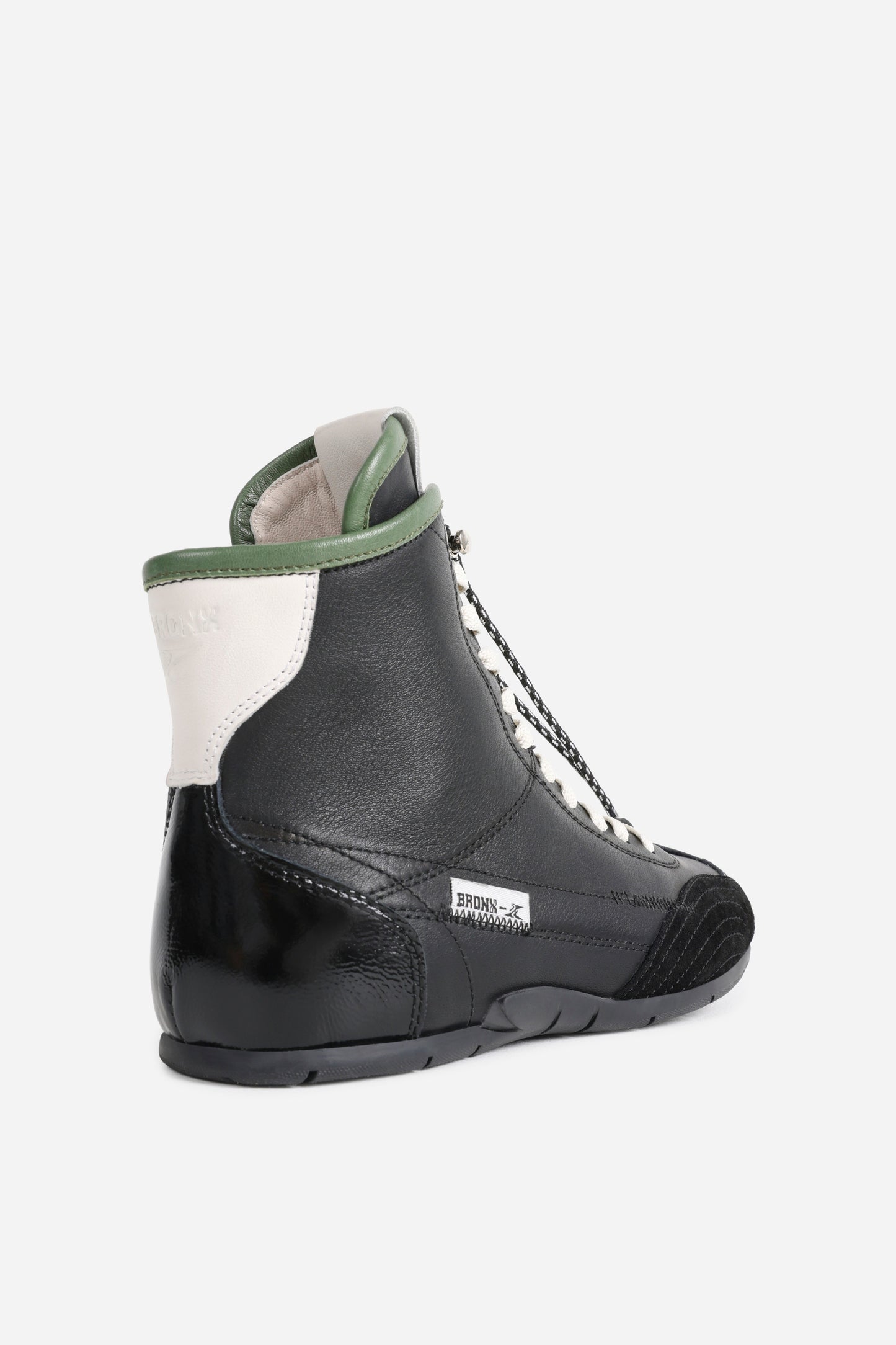 myr-aa | black/off white/green