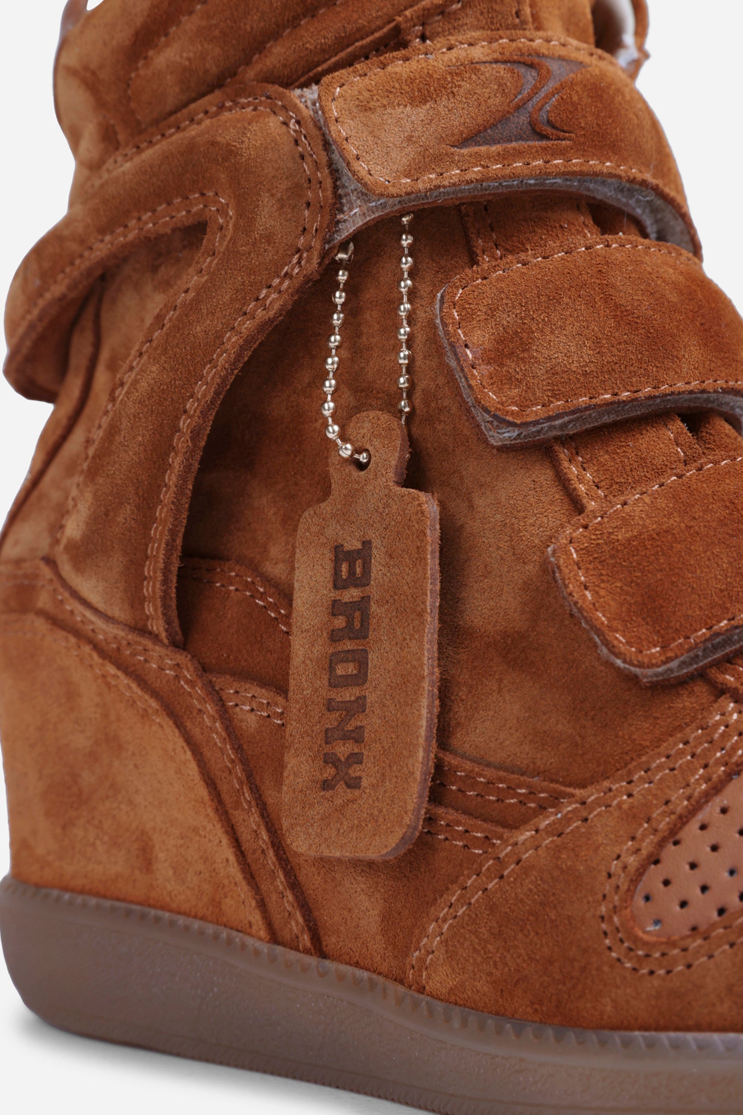 jae-yy | caramel/gum