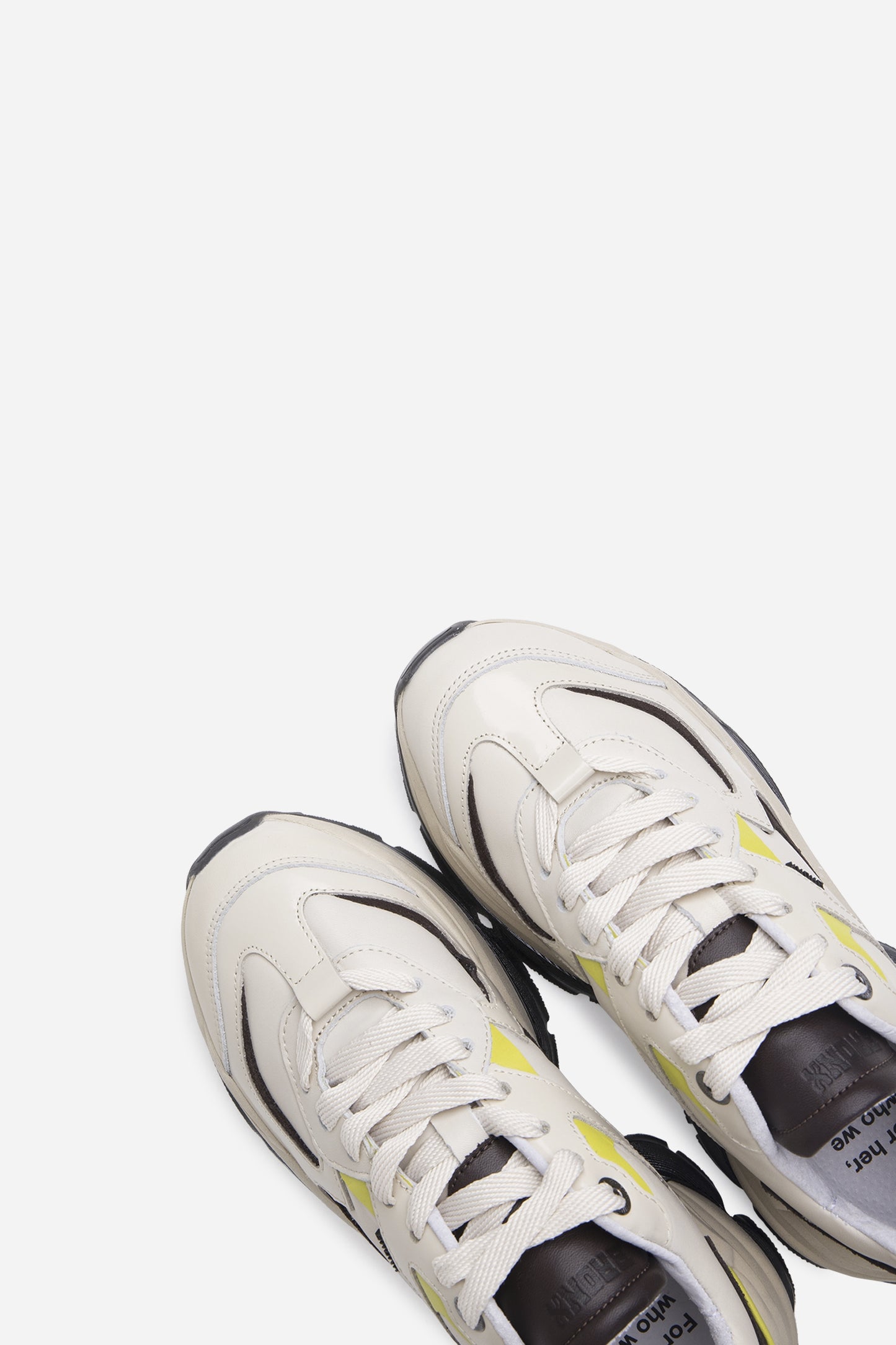 linn-y | oatmilk/brown/lime