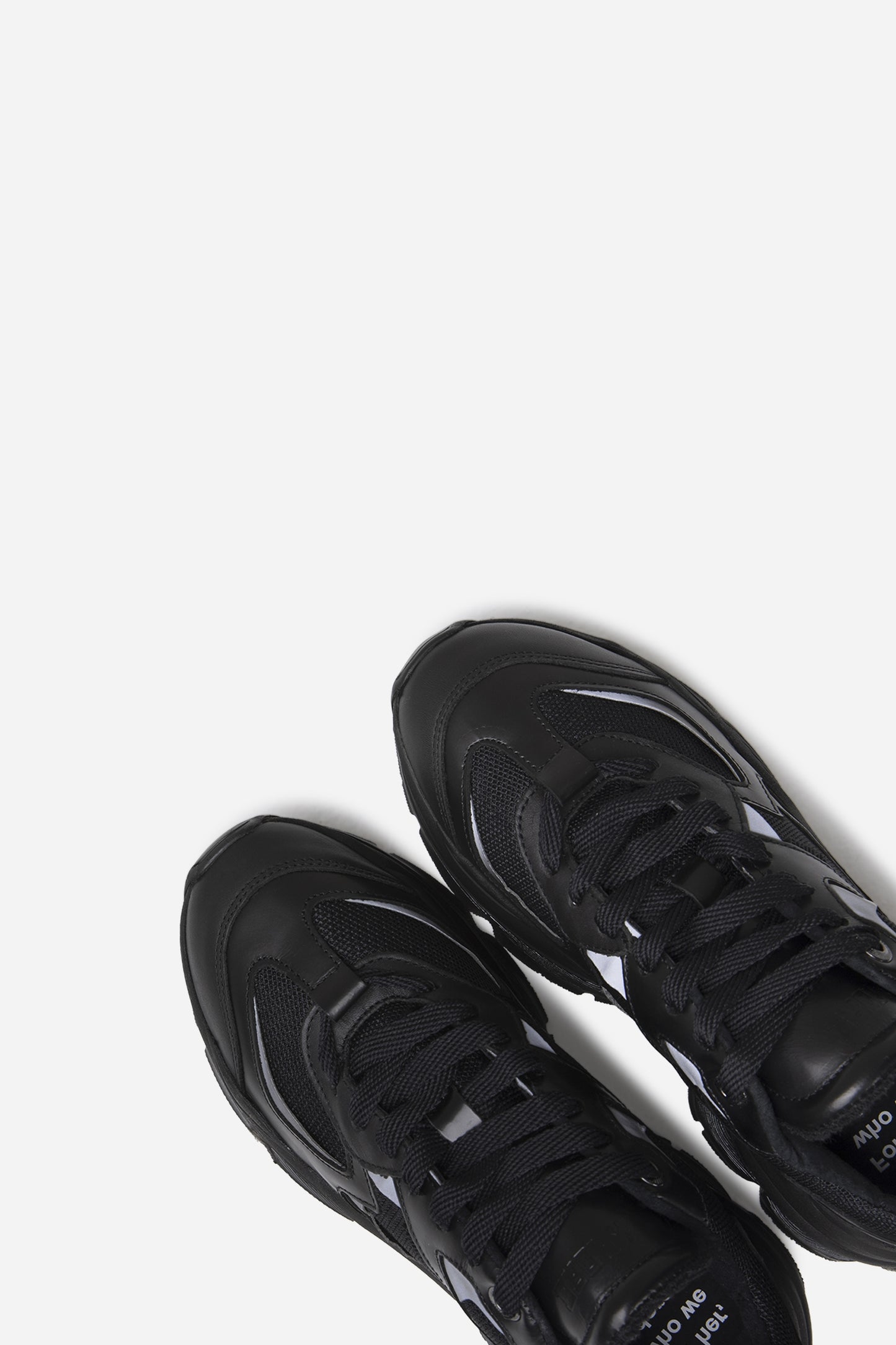 linn-y | black/reflective