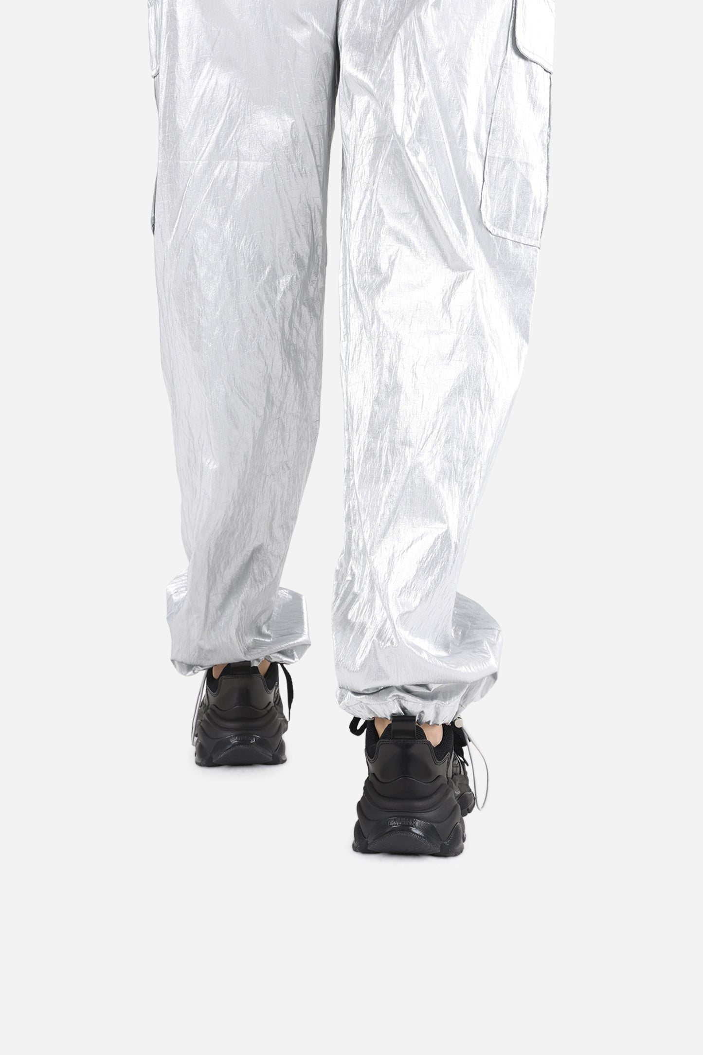 linn-y | black/reflective