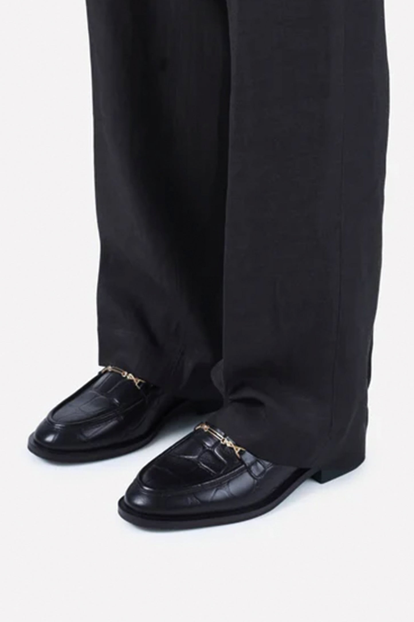 next-wagon | black