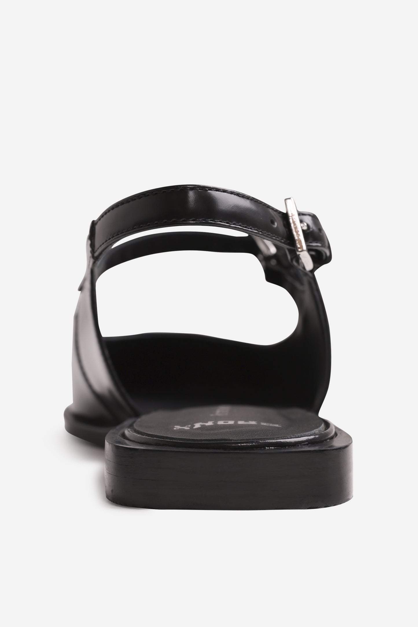 Laur-ynn | black