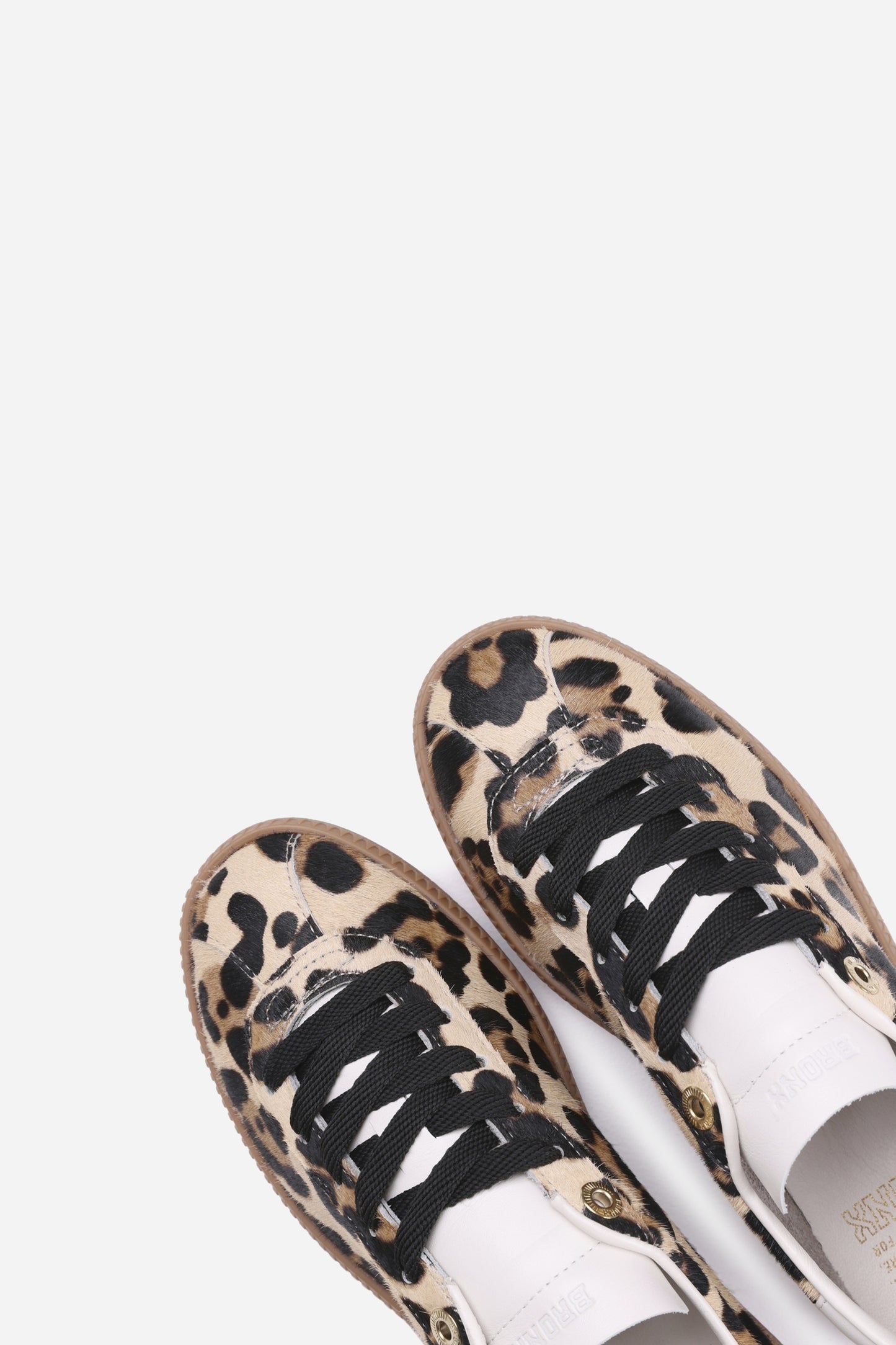 Bob-bie | brown/oatmilk/black