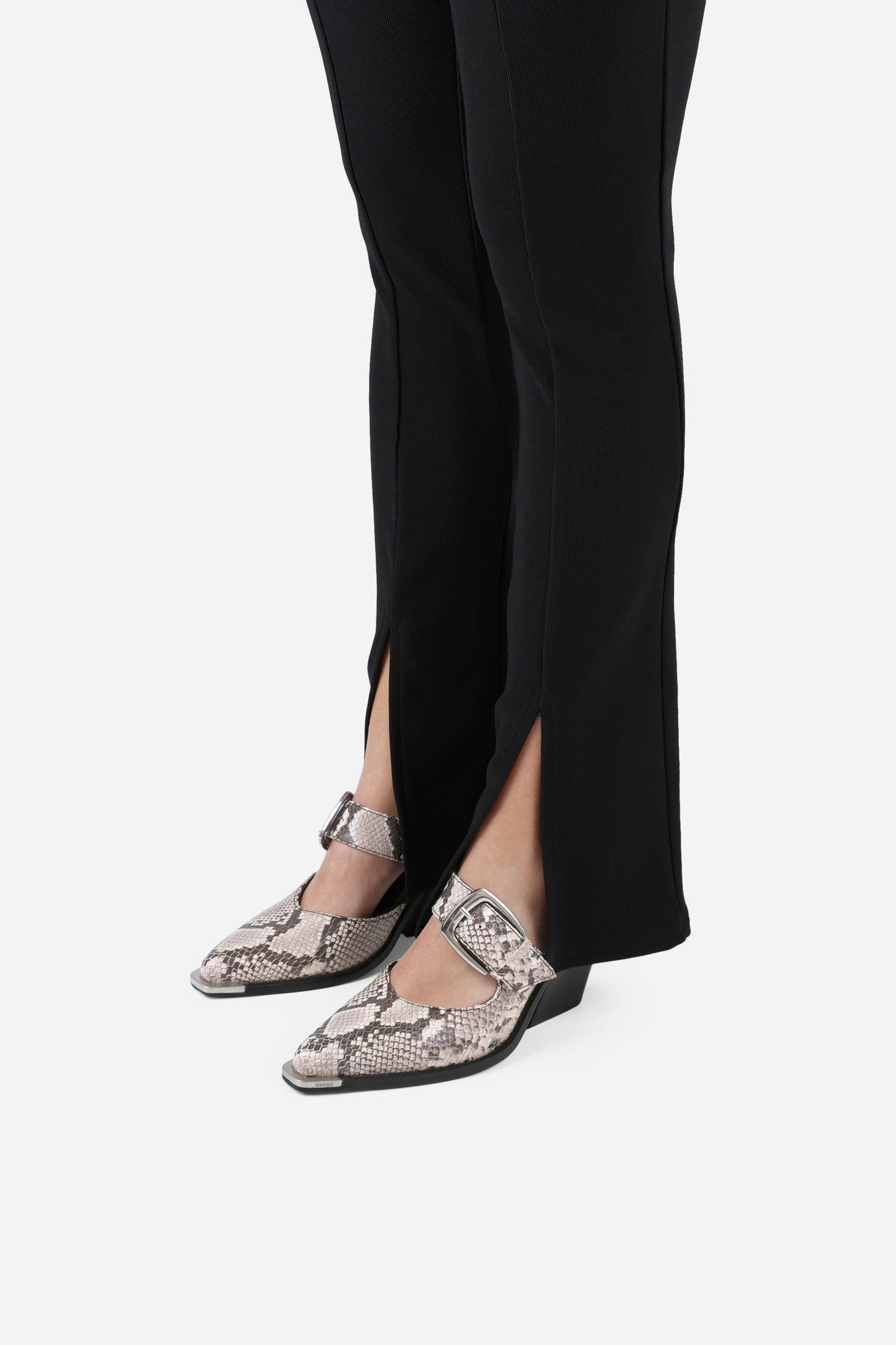 new-kole | oatmilk/white/black