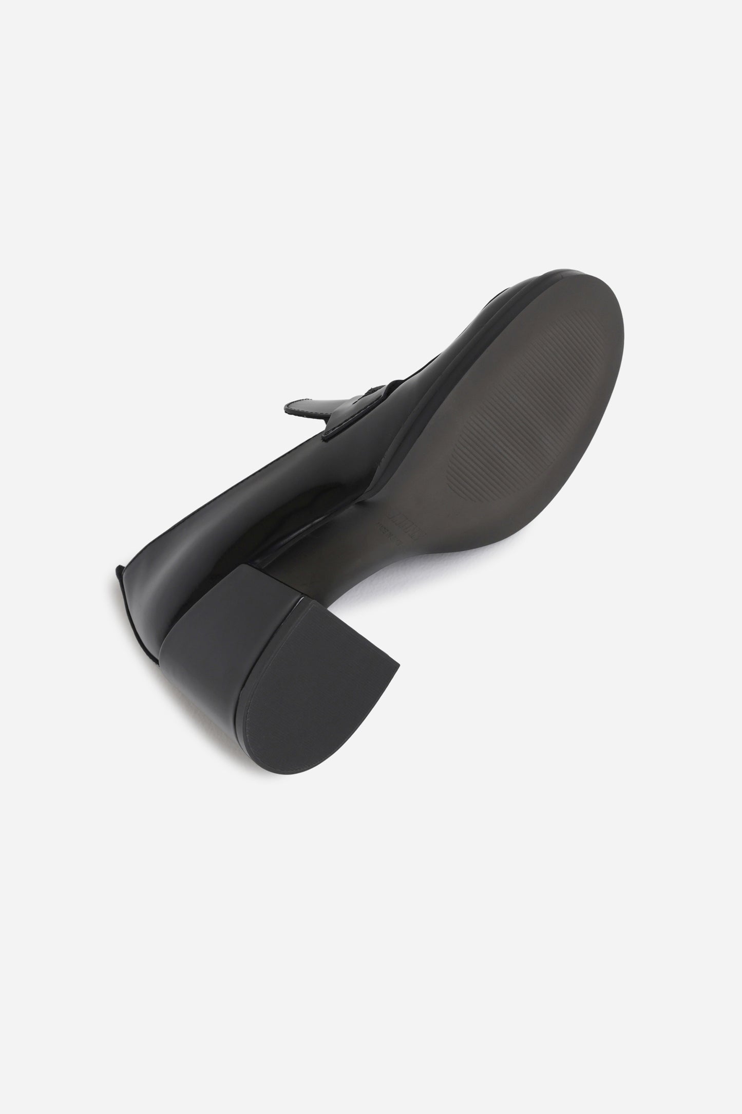 Emil-iaa | black