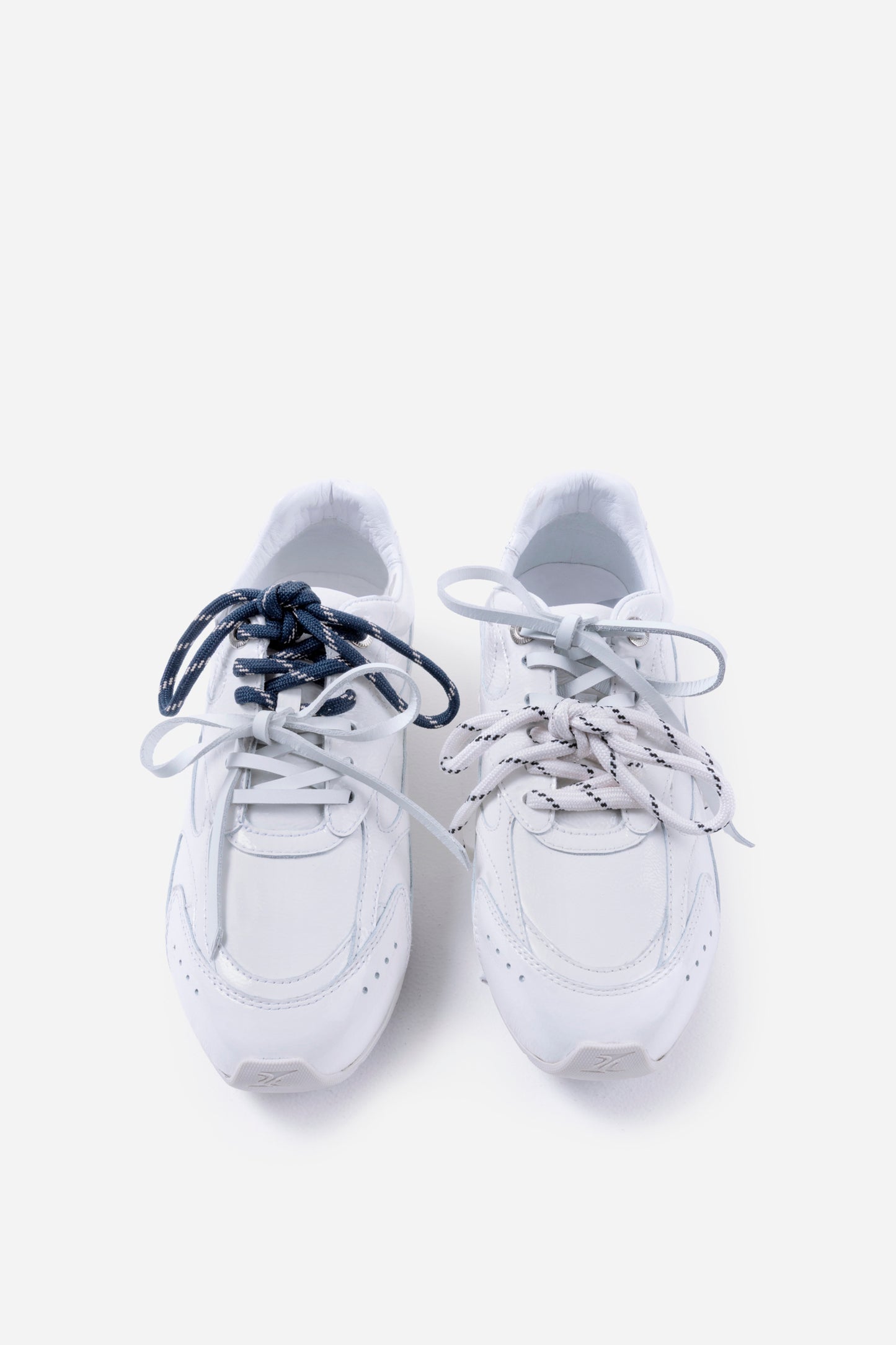 myr-aa | off white