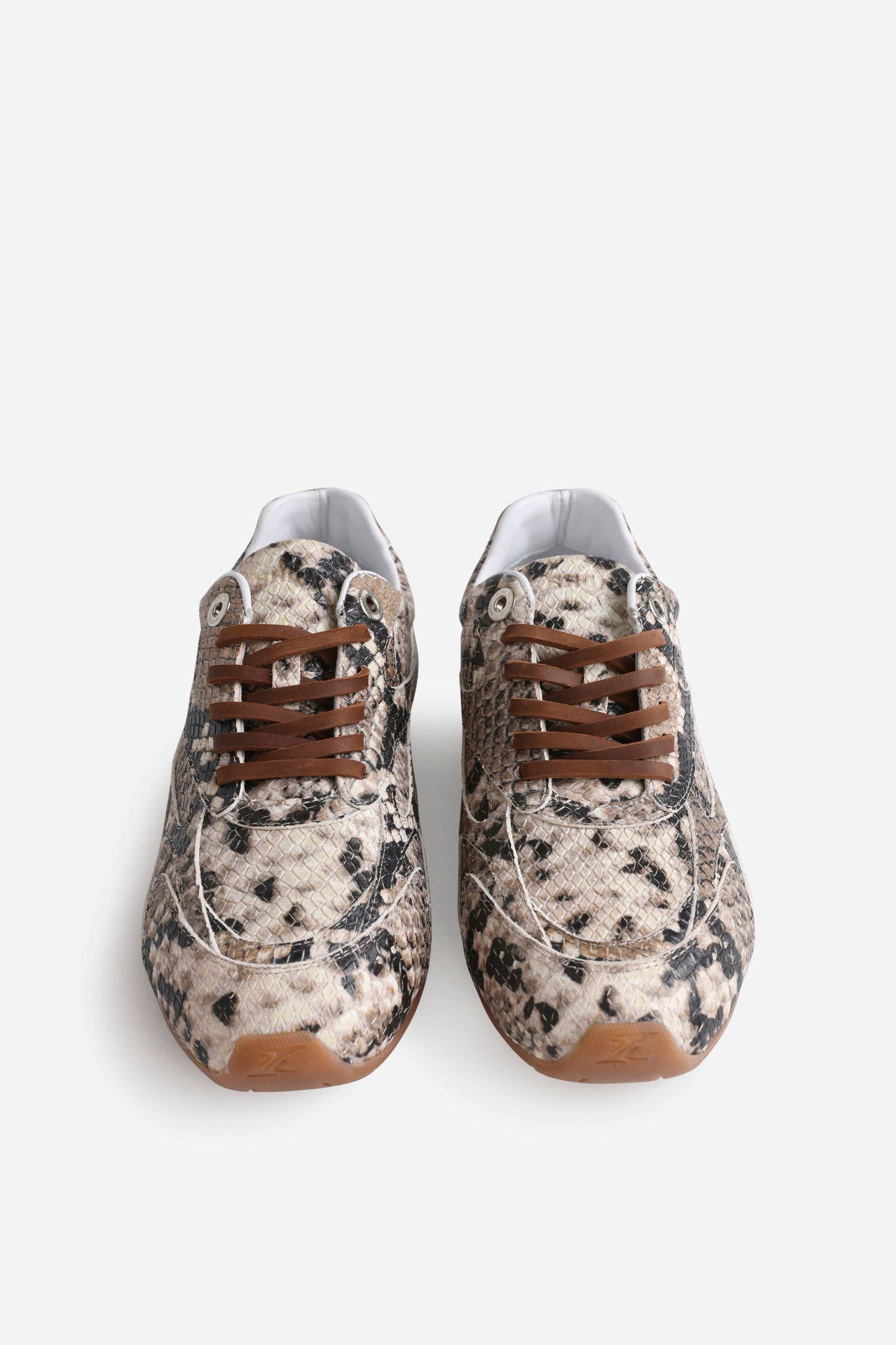 Myr-aa | oatmilk/white/black