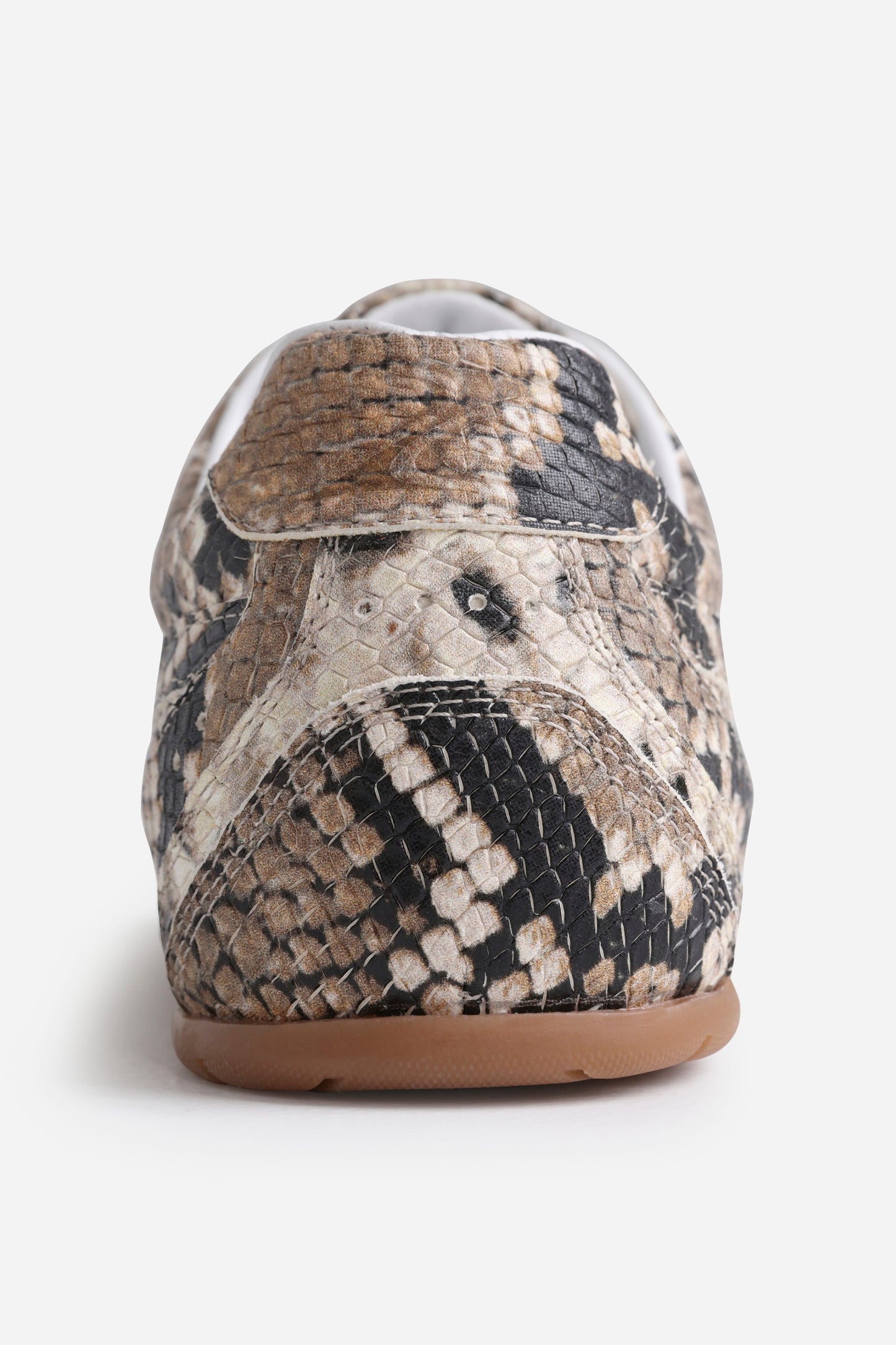 Myr-aa | oatmilk/white/black