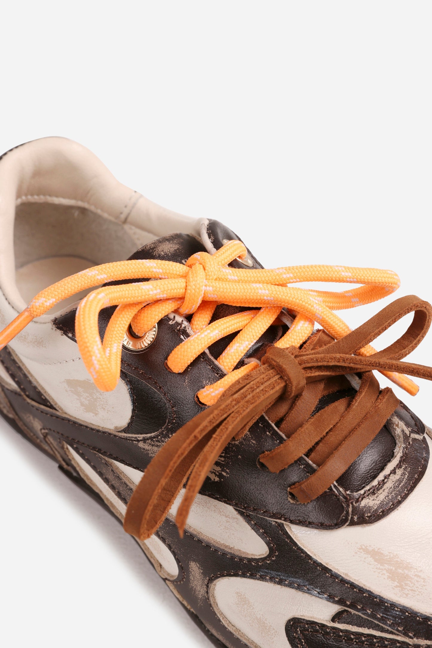 myr-aa | coffee bean/off white/blush