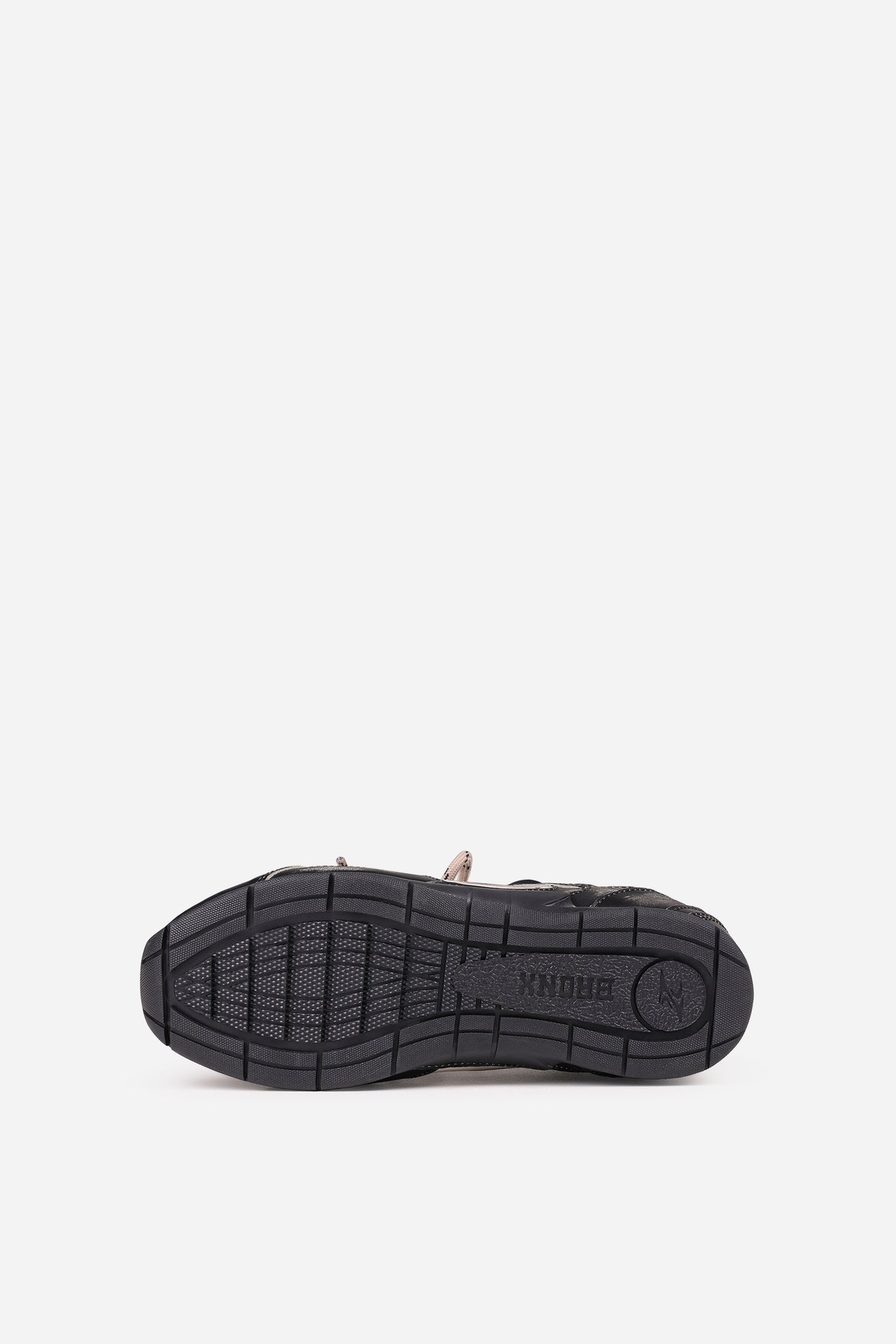 myr-aa | black/off white/blush