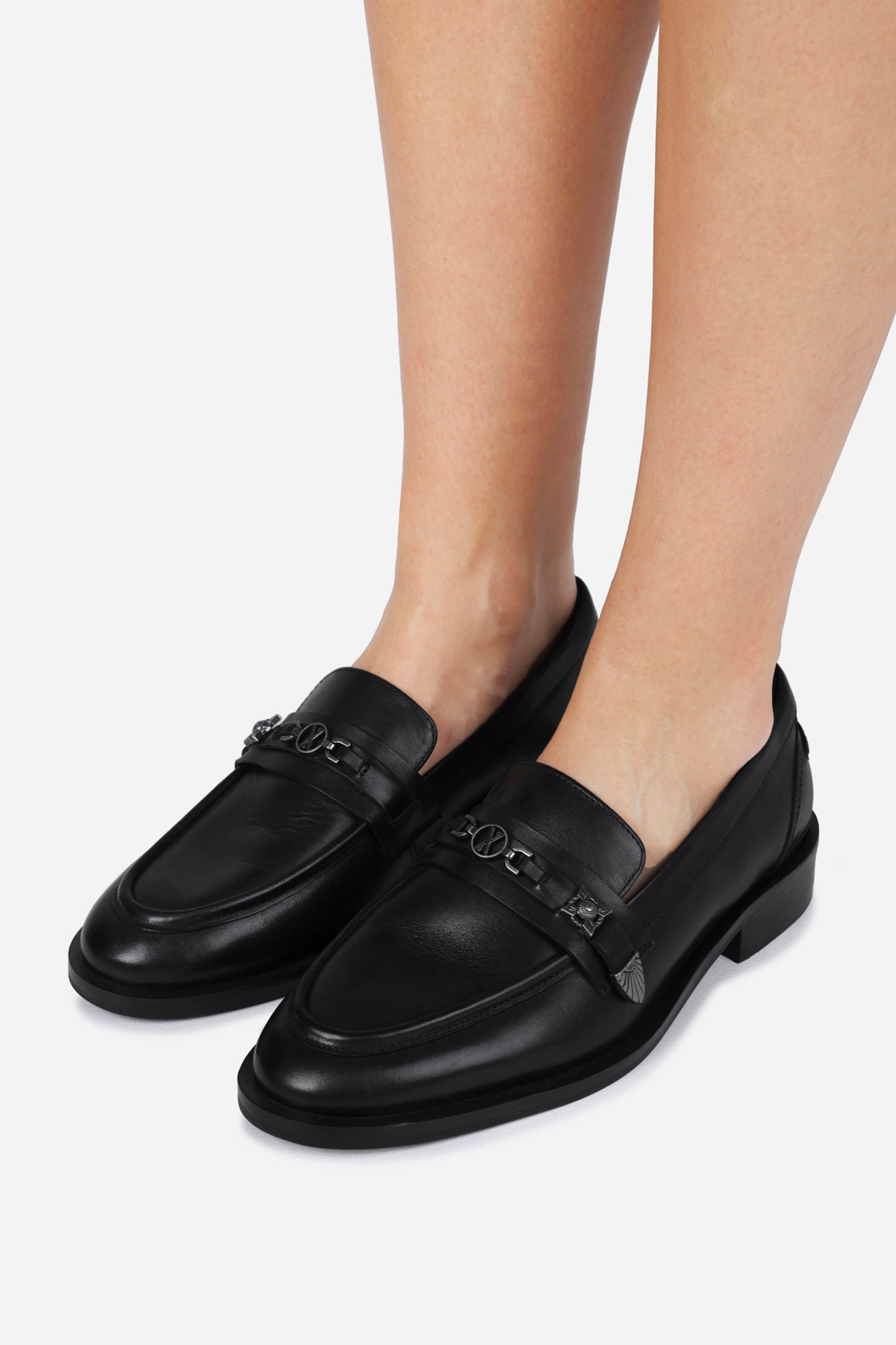 next-wagon | black