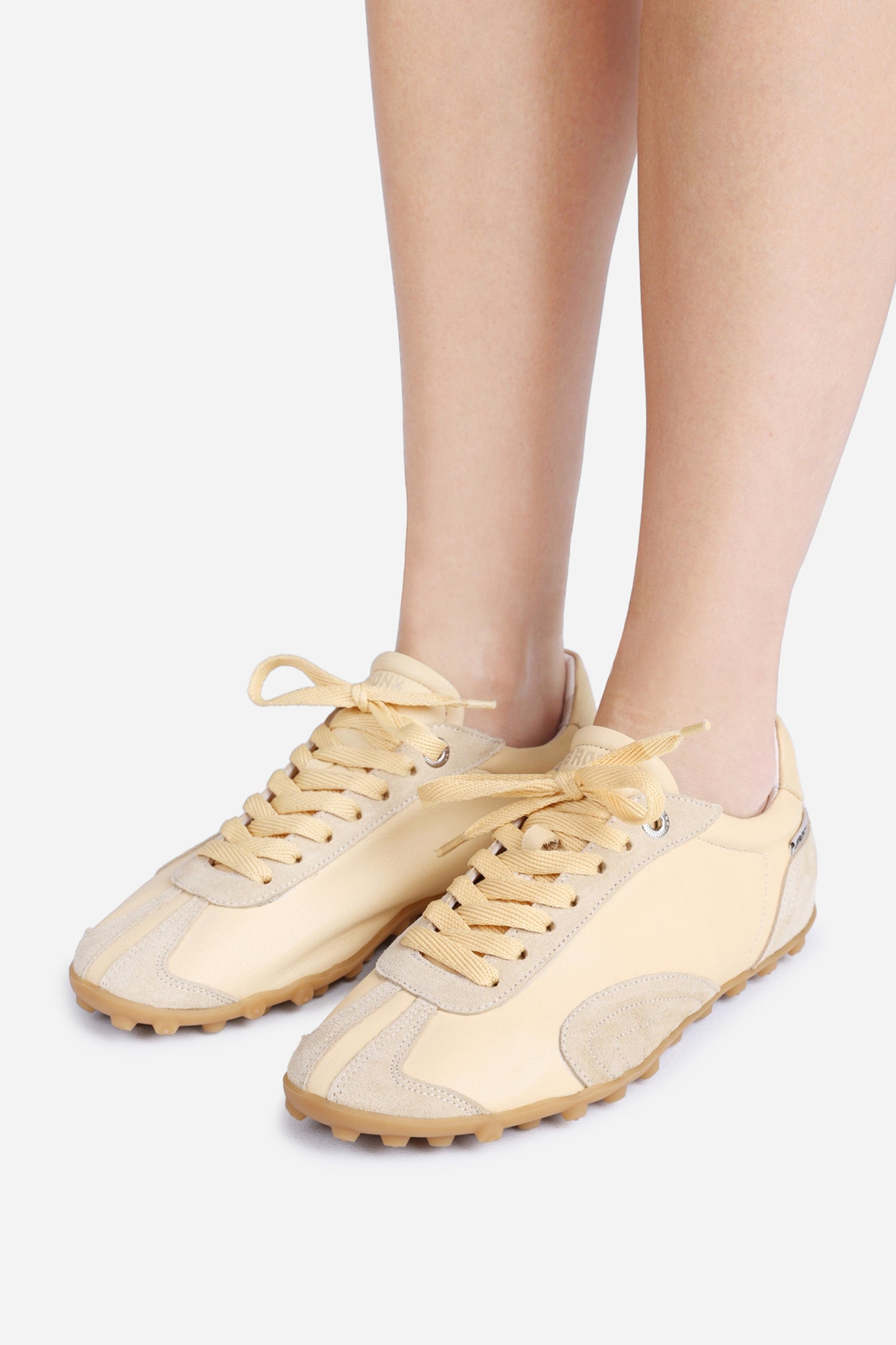 gravit-yy | butter yellow