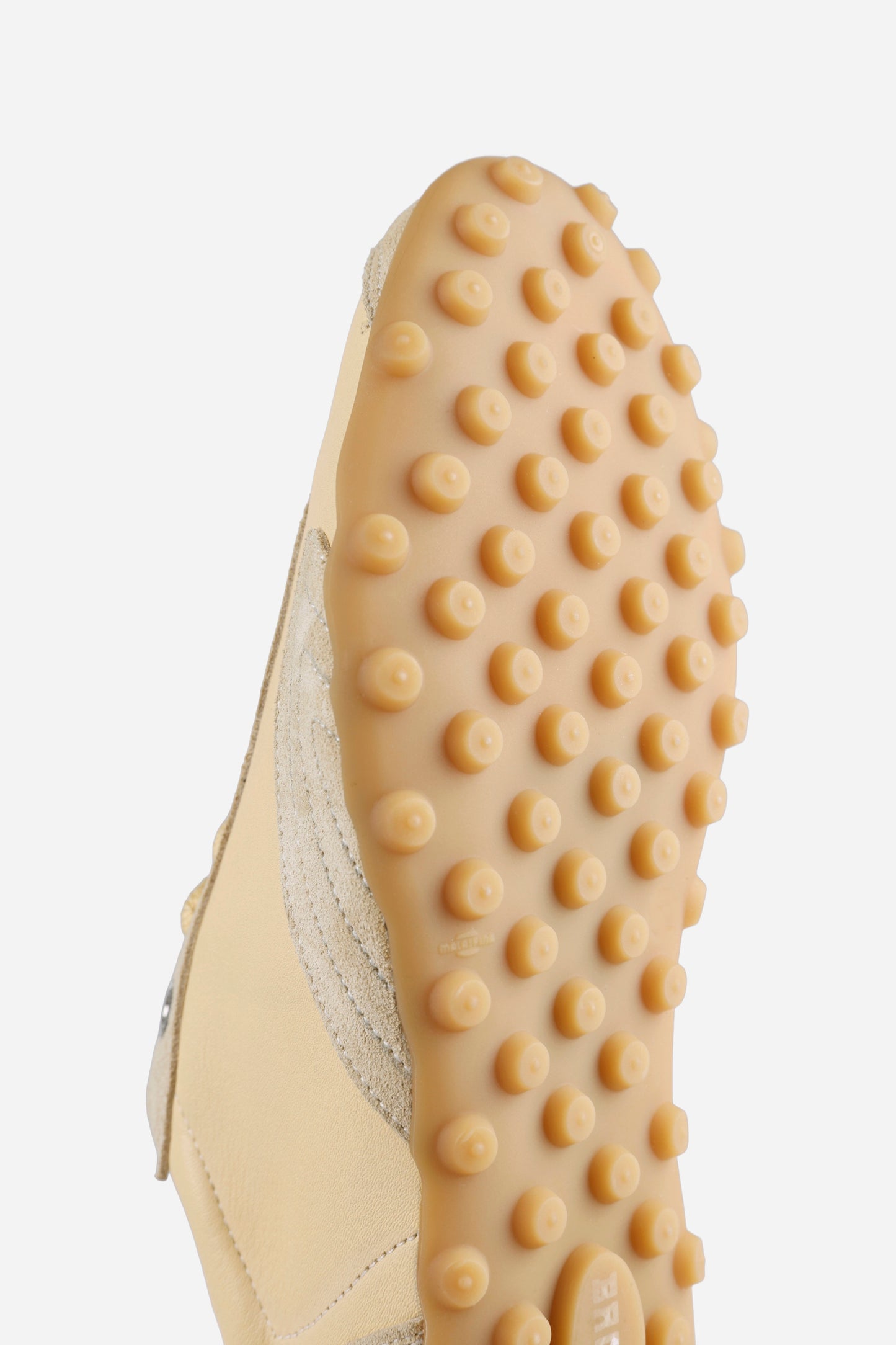 gravit-yy | butter yellow