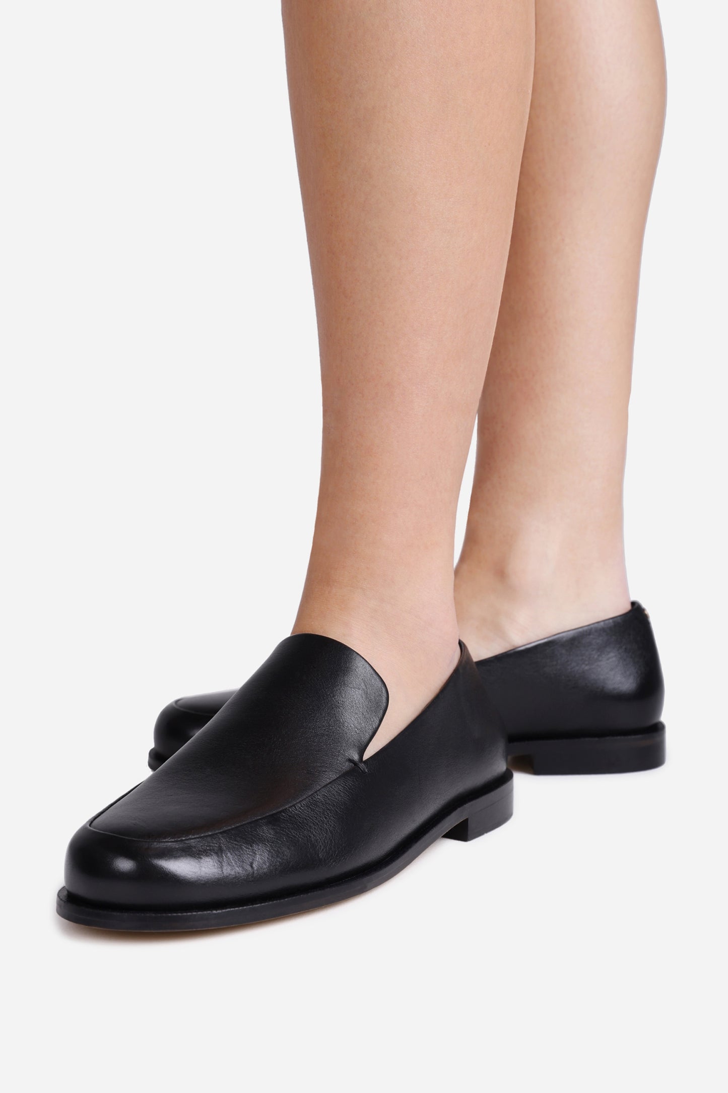 noa-quinn | black