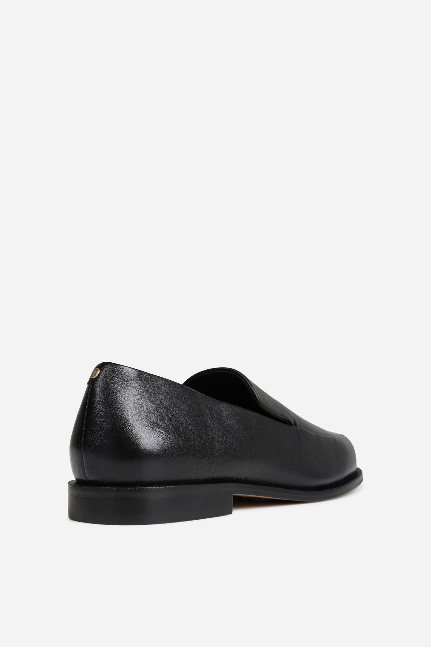 noa-quinn | black