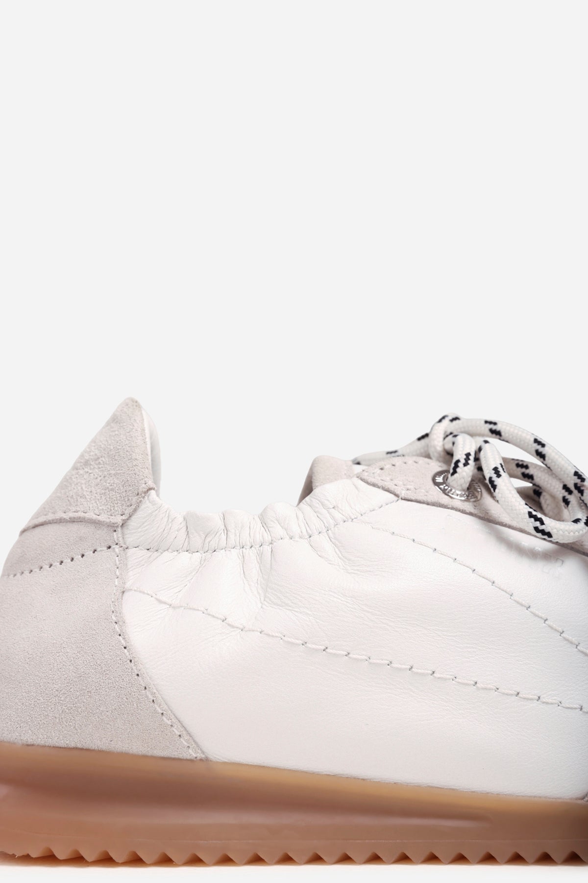 Cli-oo | off white/gum