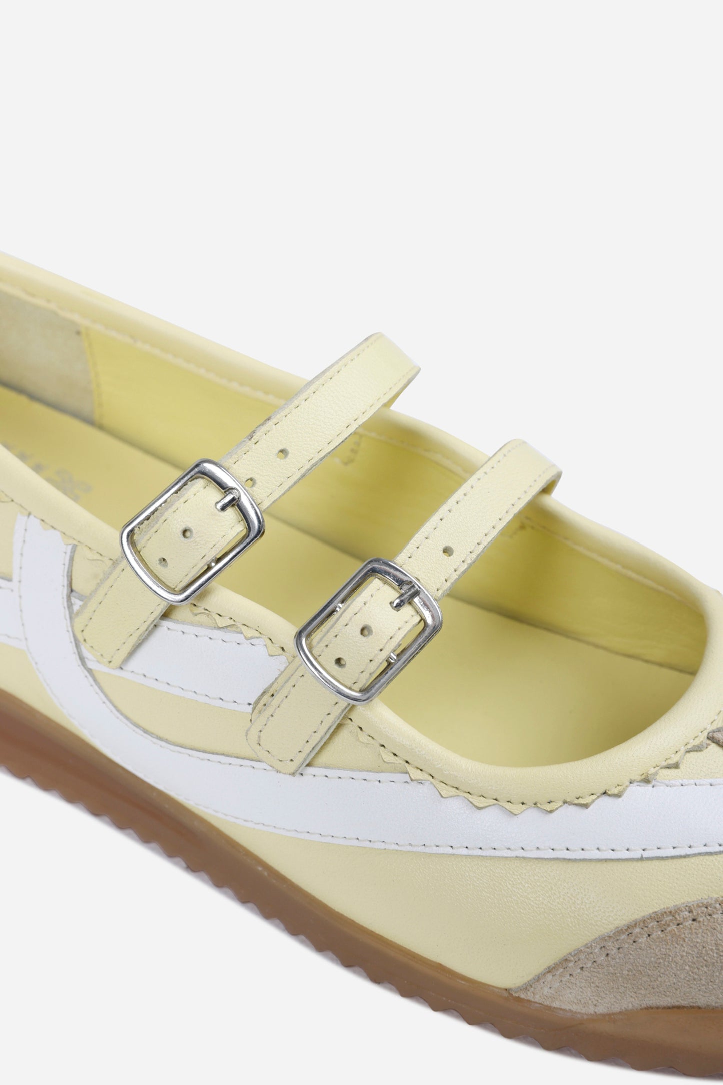 cli-oo | butter yellow/off white