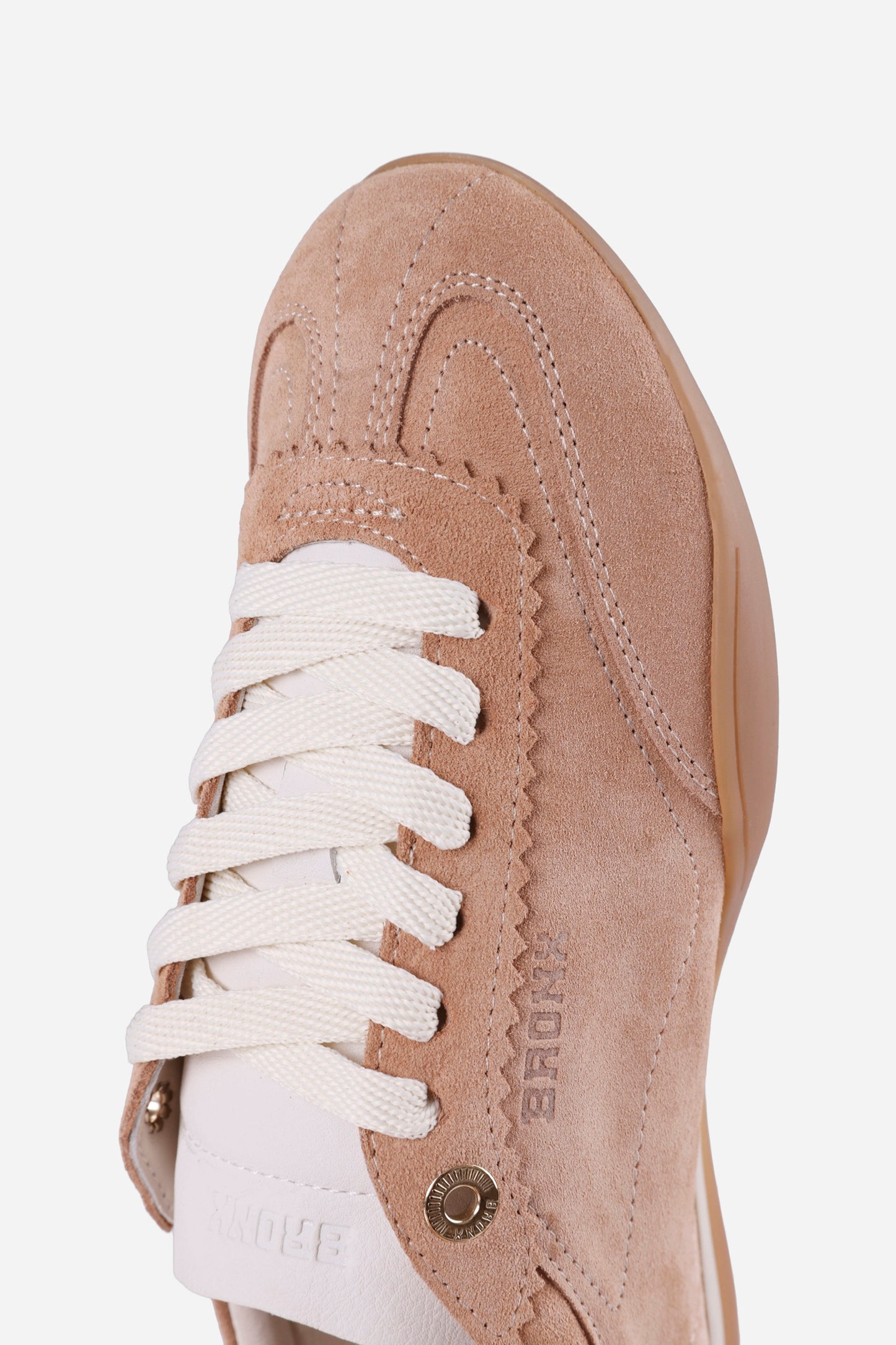 park-err | mocha mousse/off white