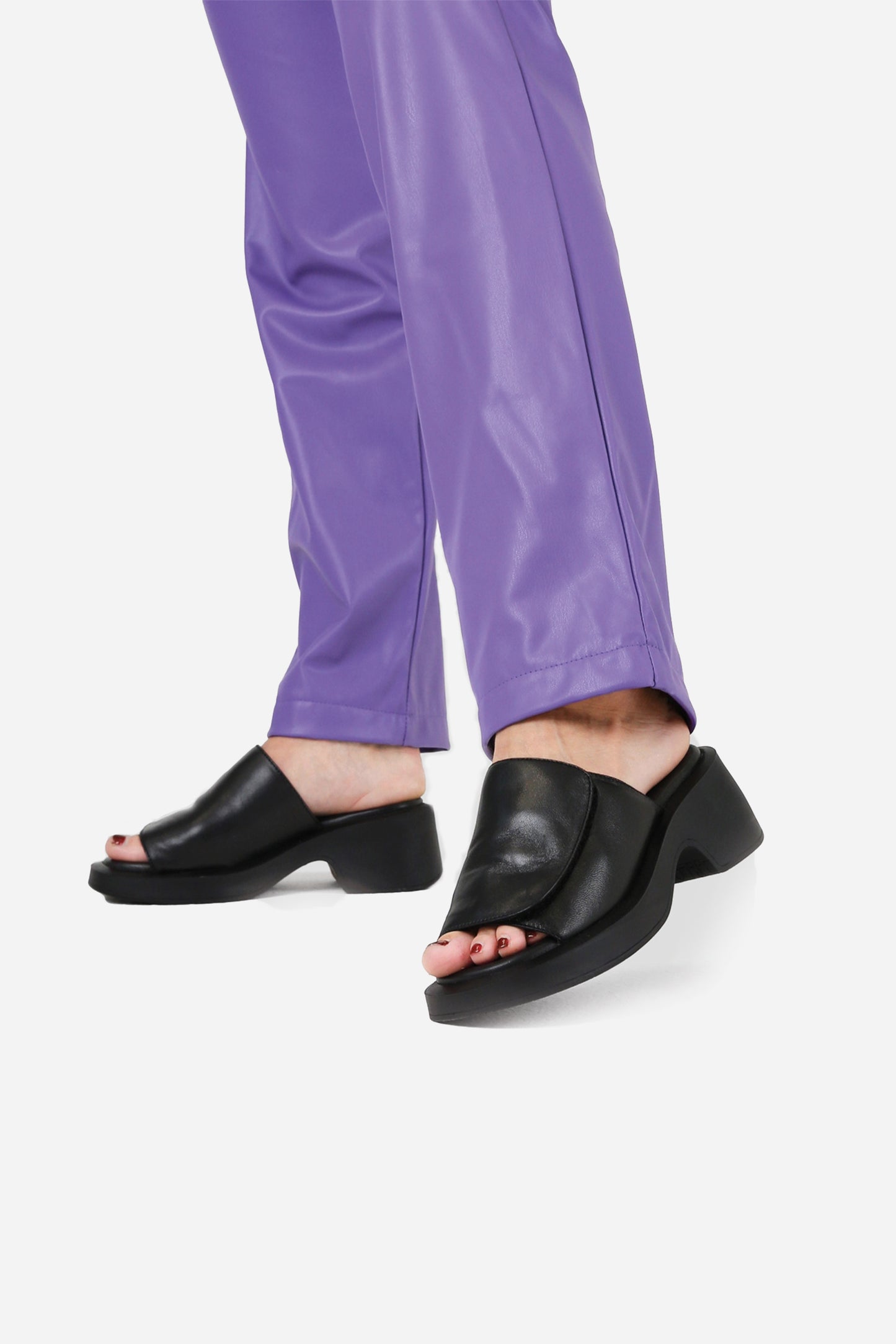 vita-sandal | black