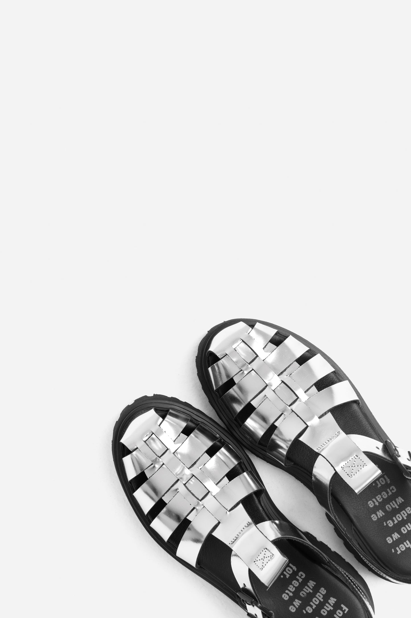 GROOVY-SANDAL | black/silver