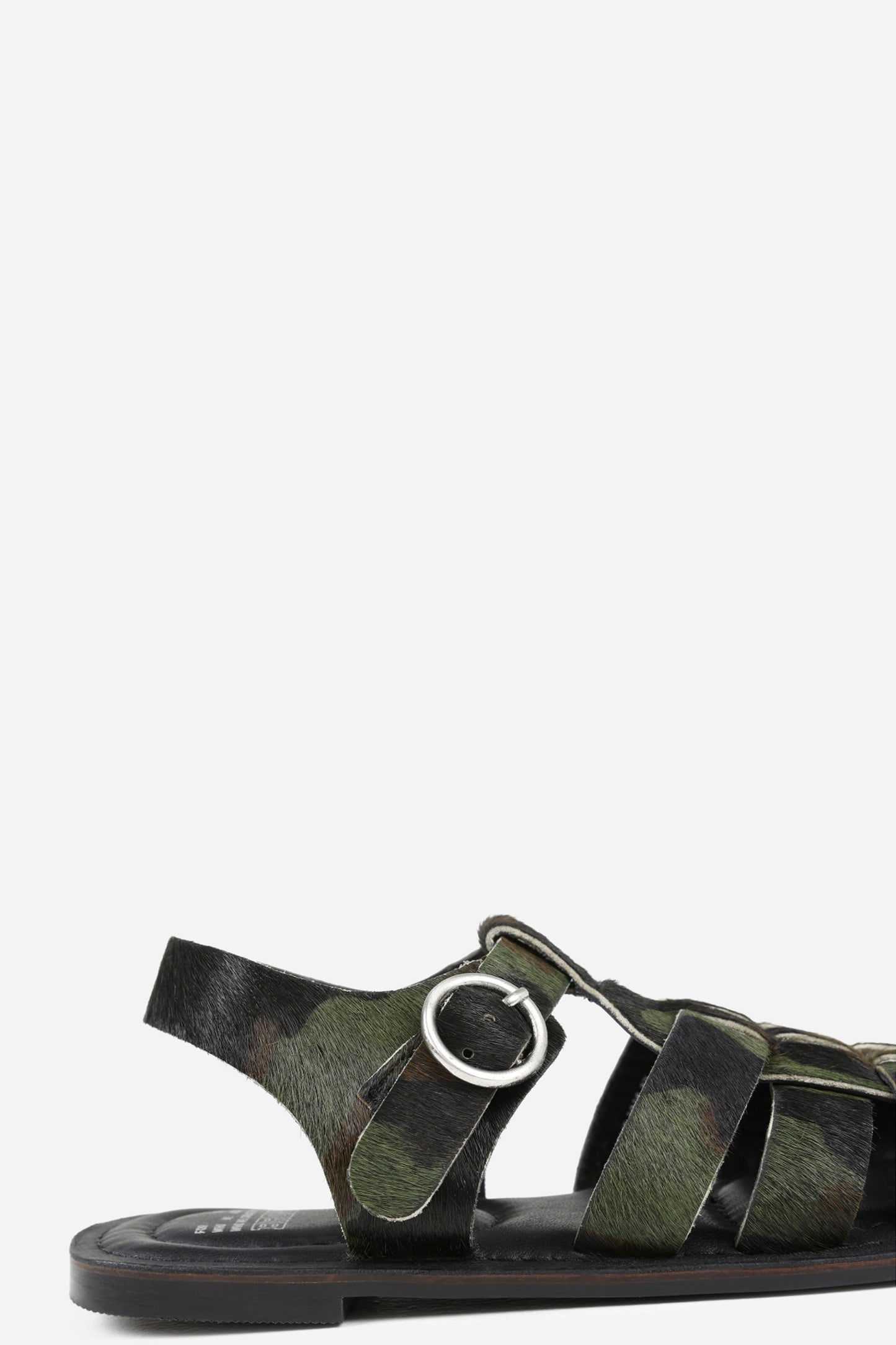 zinn-ia | khaki/black/oatmilk
