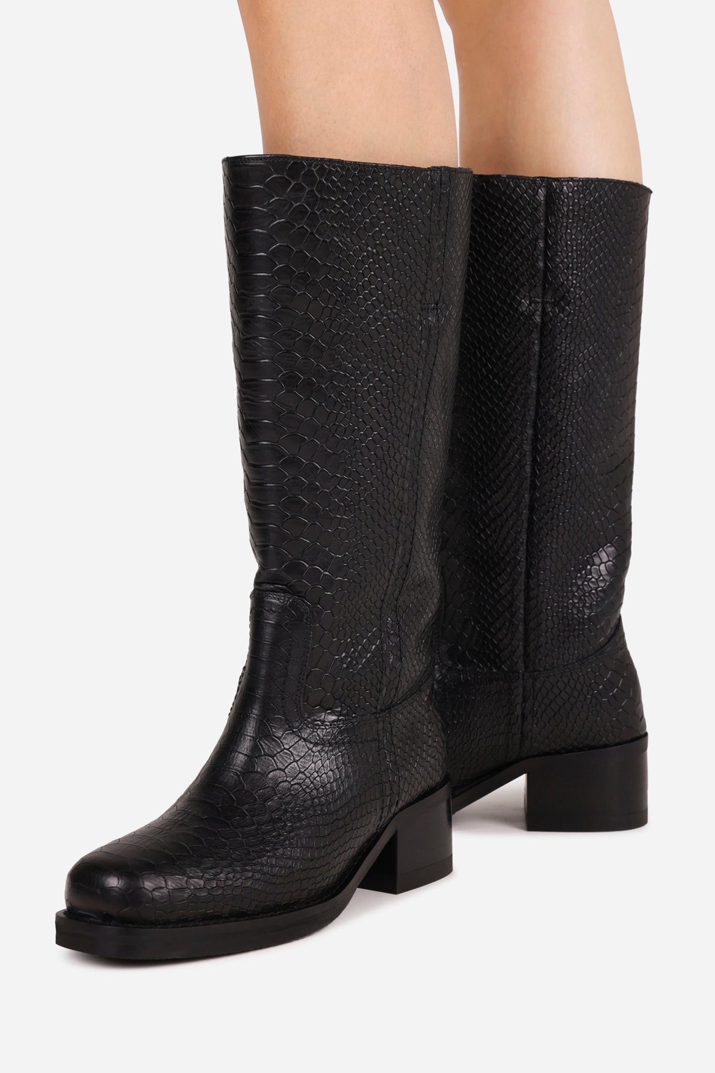 ky-ley | black