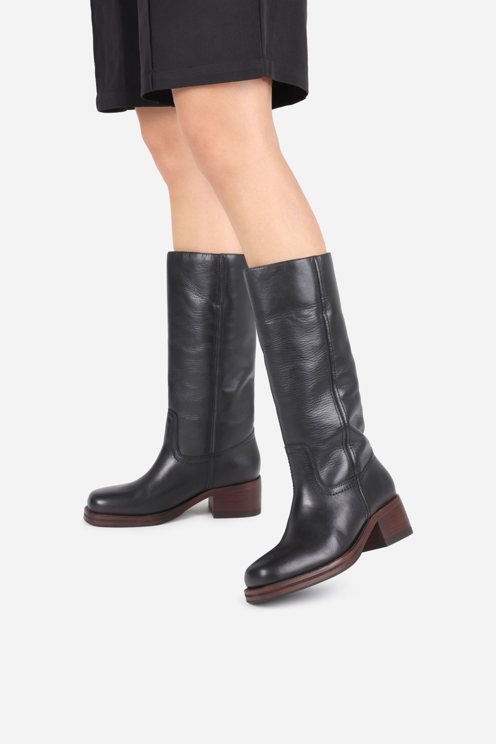 Black boots on sale near me online