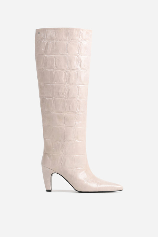 low-jadey | off white