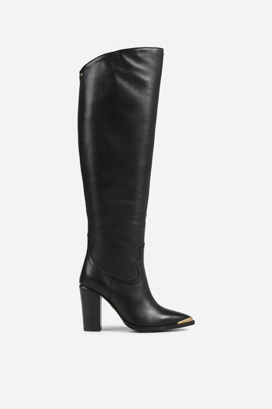 New-americana | black