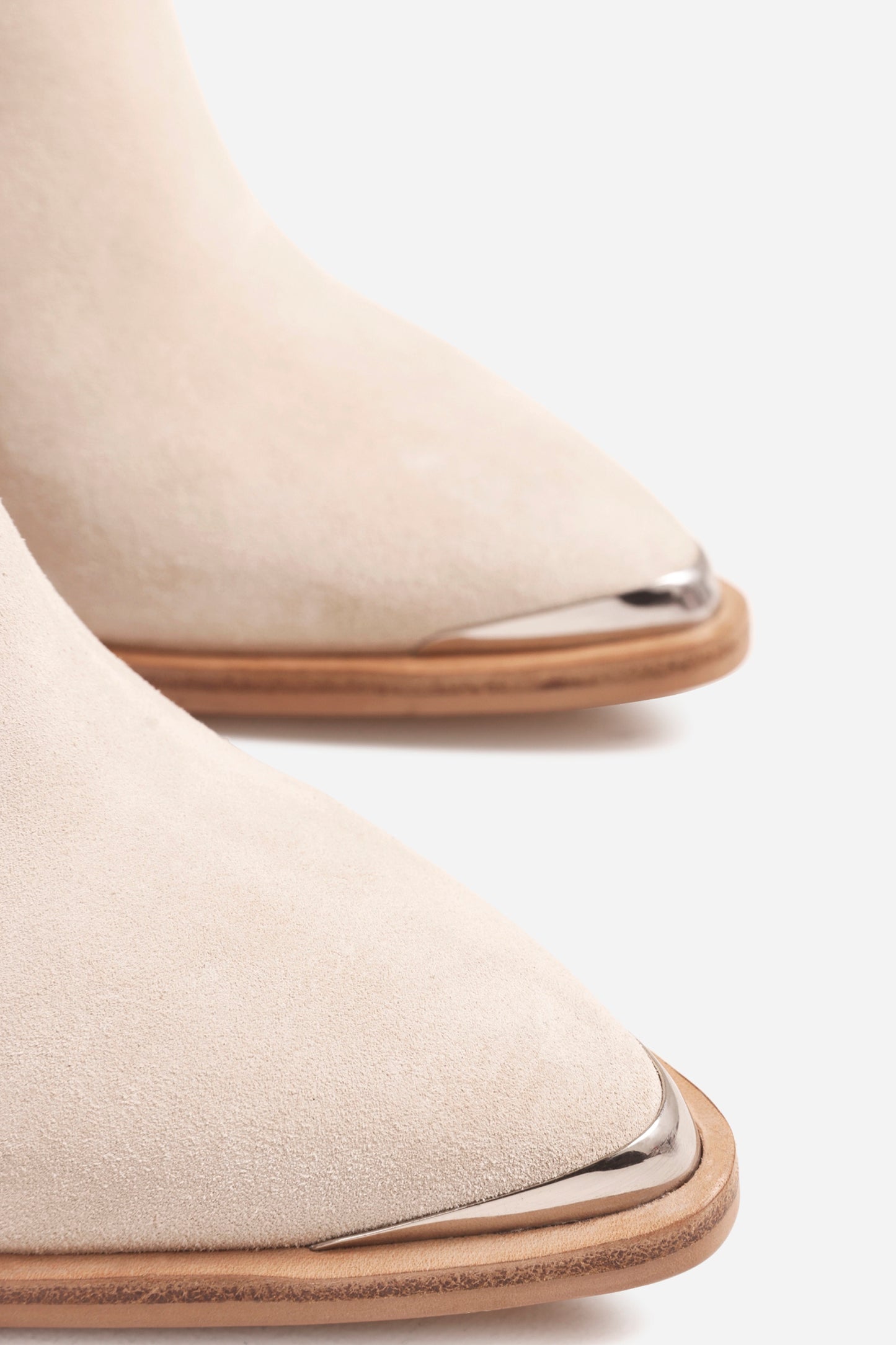 New-americana | sand